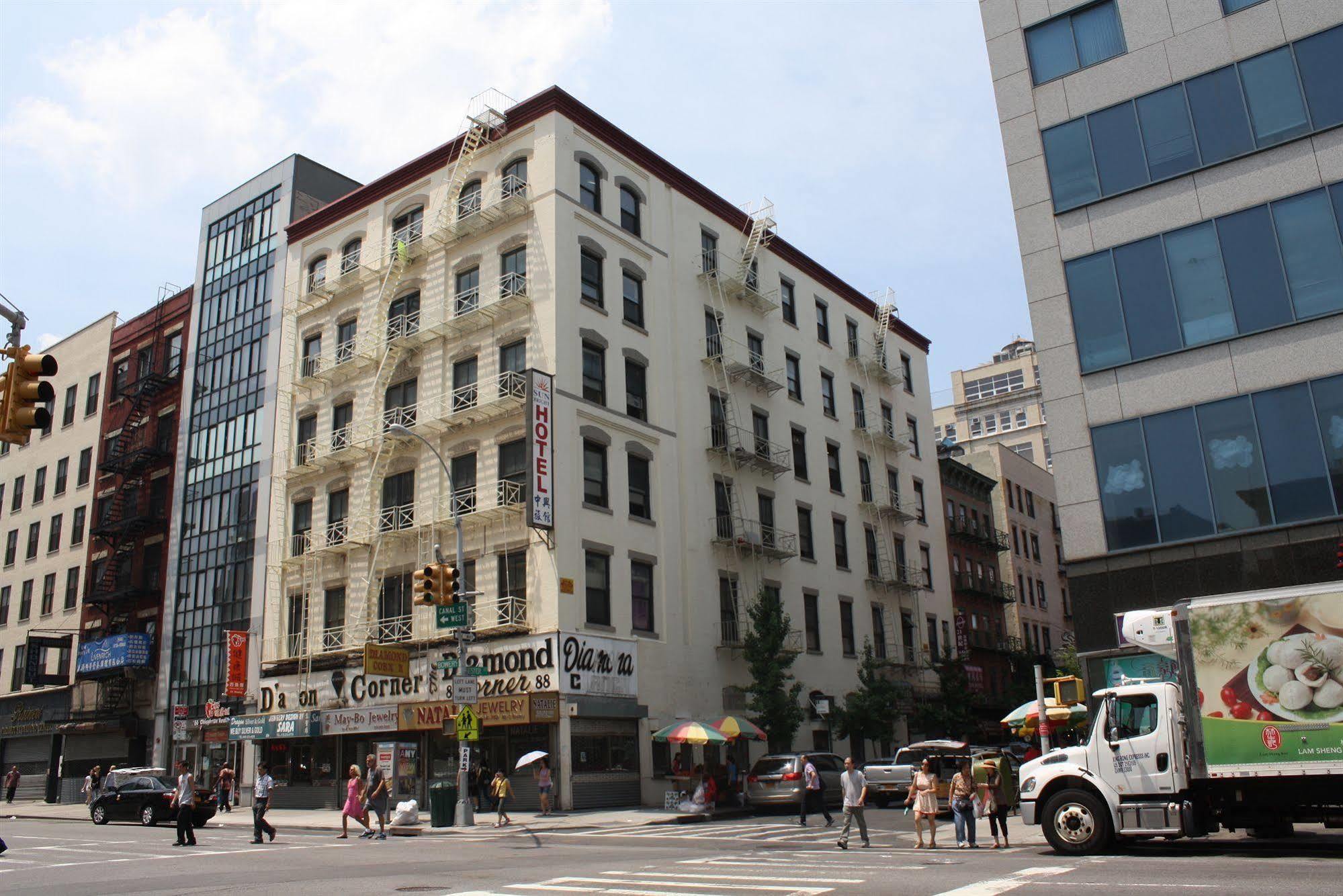 The Sunbright Hostel New York Exterior photo