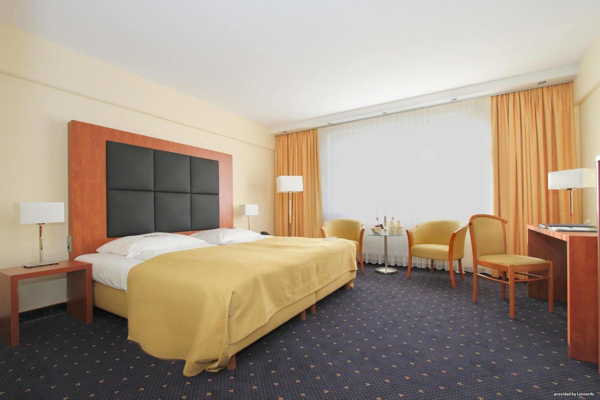 Best Western Plus Hotel Steinsgarten Giessen Room photo