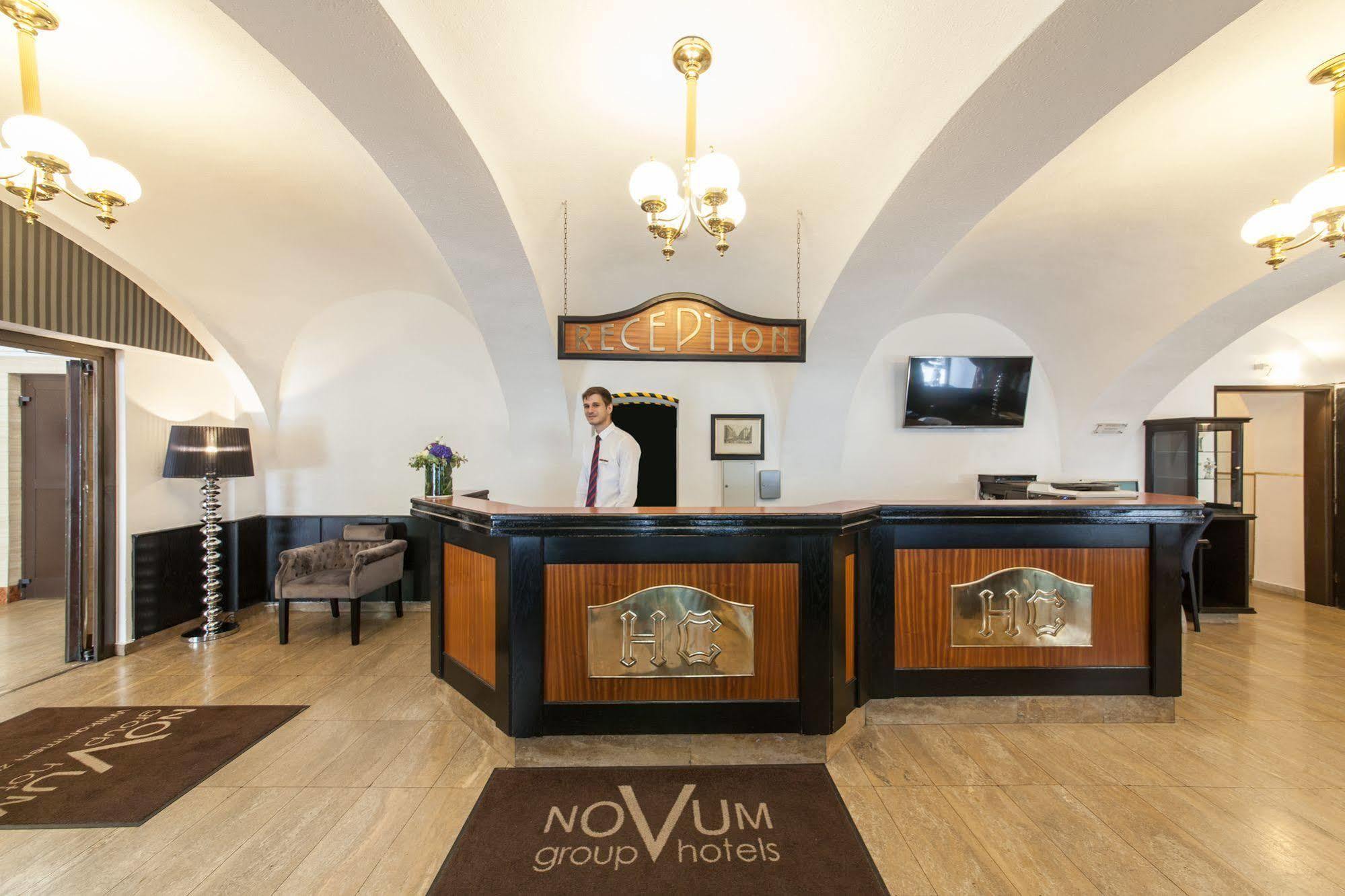Novum Hotel Cristall Wien Messe Exterior photo