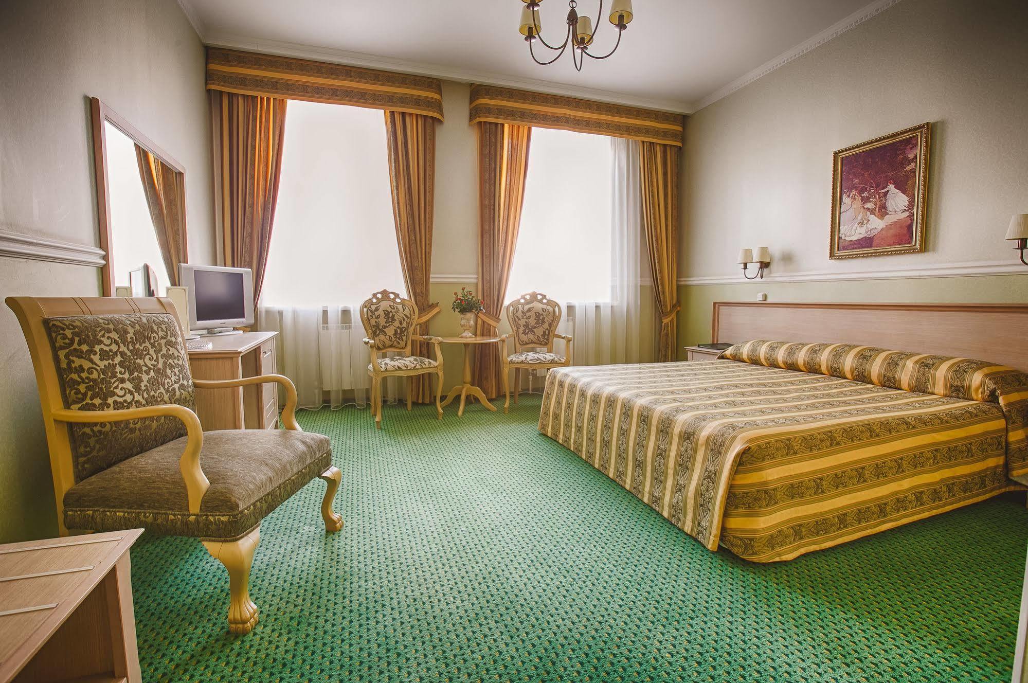 Hermitage Hotel Rostov-On-Don Exterior photo