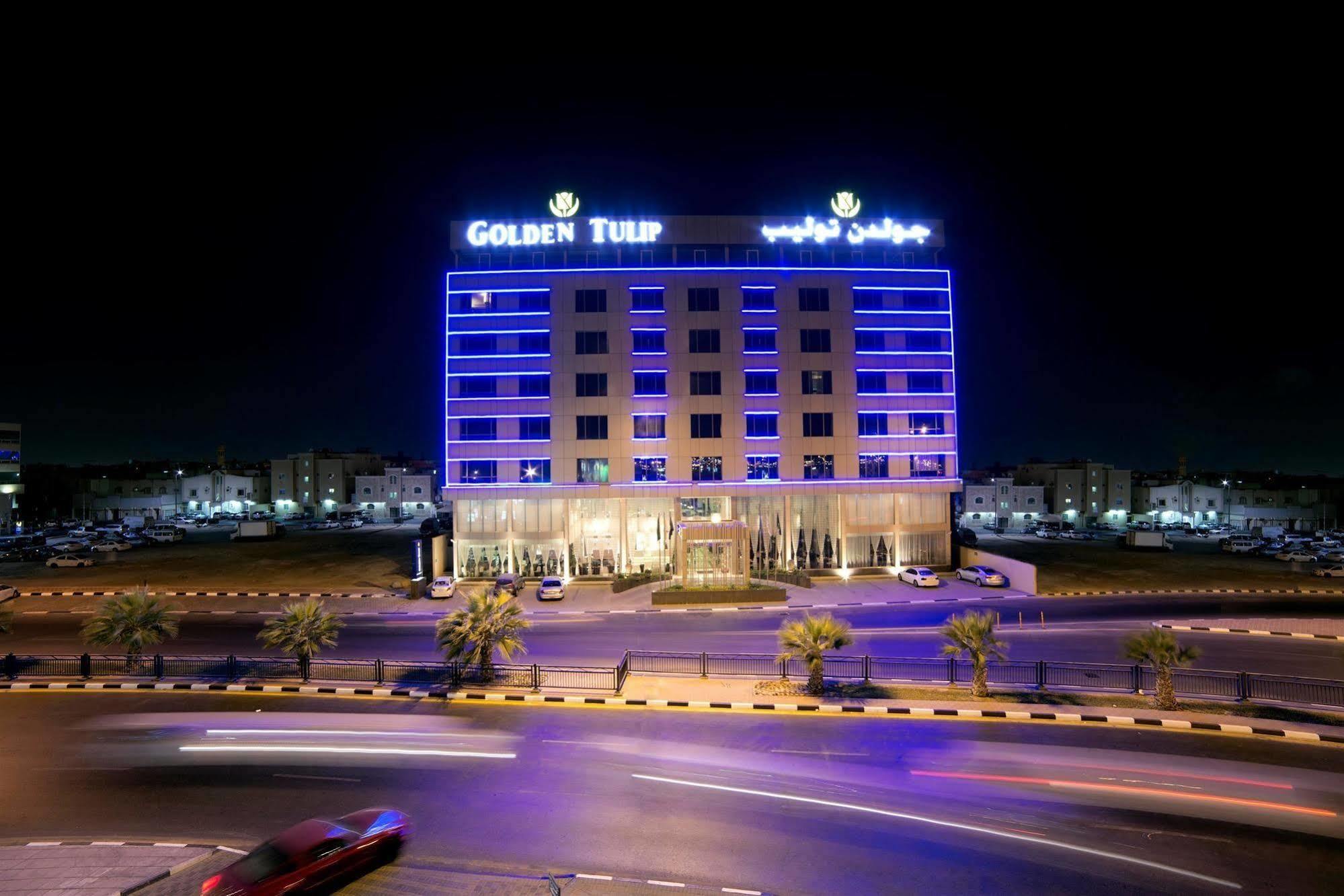 Golden Tulip Dammam Corniche Hotel Exterior photo