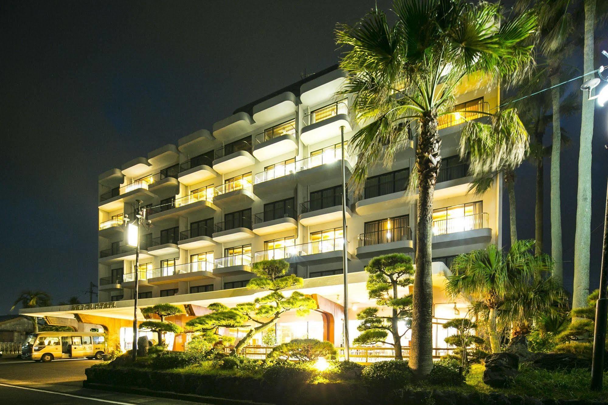 Ibusuki Coral Beach Hotel Exterior photo
