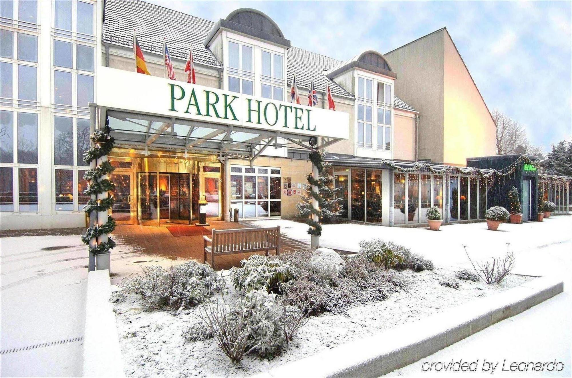 Park Hotel Ahrensburg By Centro Exterior photo