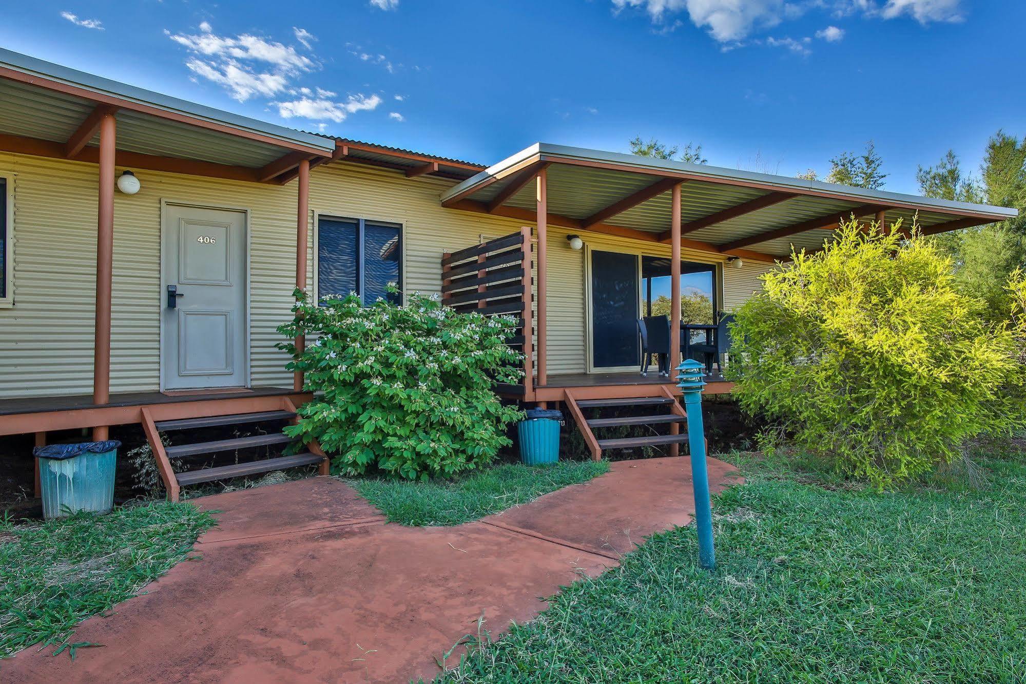 Kimberley Hotel Halls Creek Exterior photo