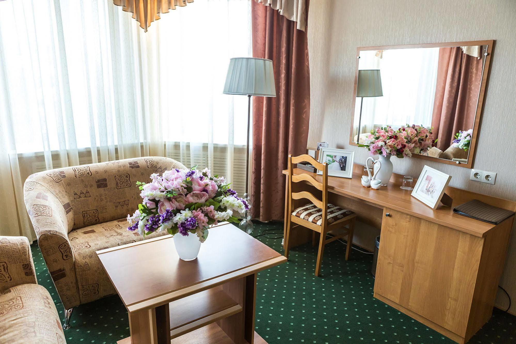 Hotel Gorodki Chelyabinsk Room photo