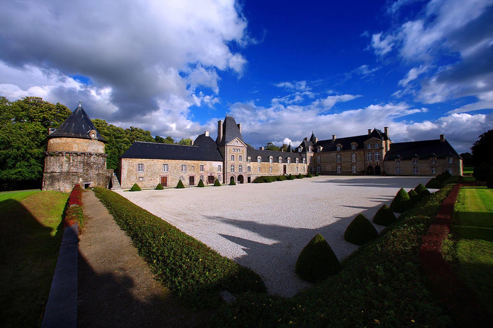 Chateau De Canisy Exterior photo