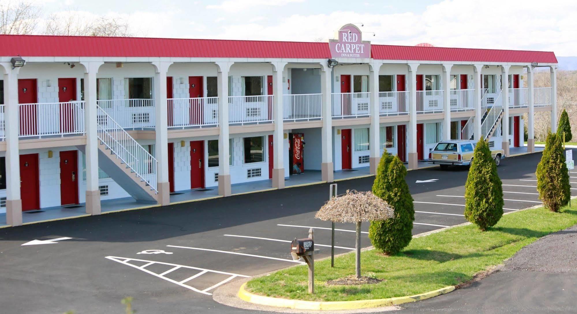 Red Carpet Inn & Suites Culpeper Exterior photo