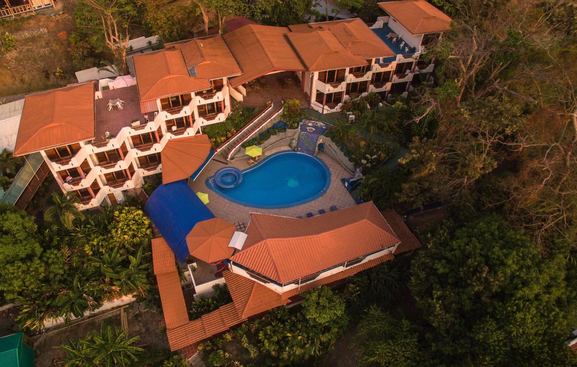 Hotel California Manuel Antonio Exterior photo