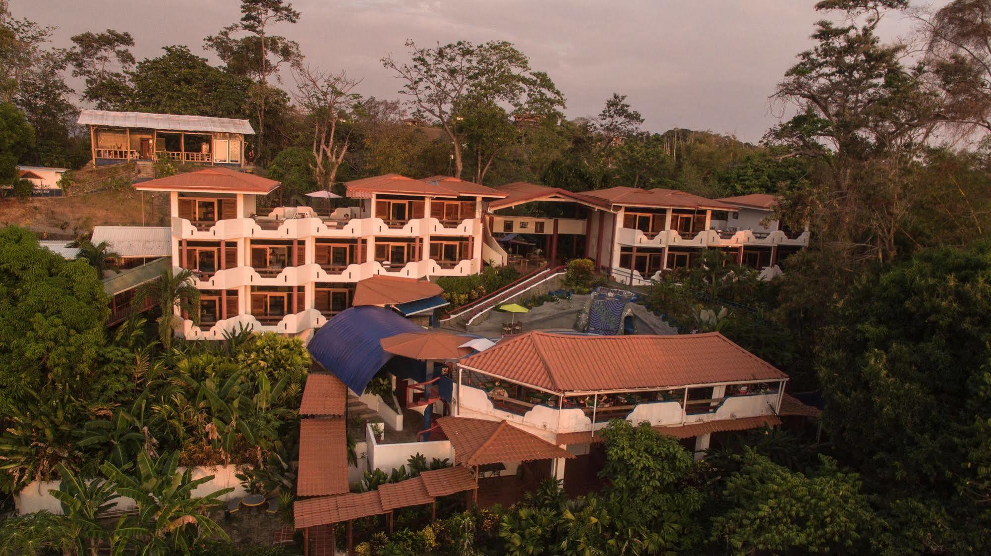 Hotel California Manuel Antonio Exterior photo