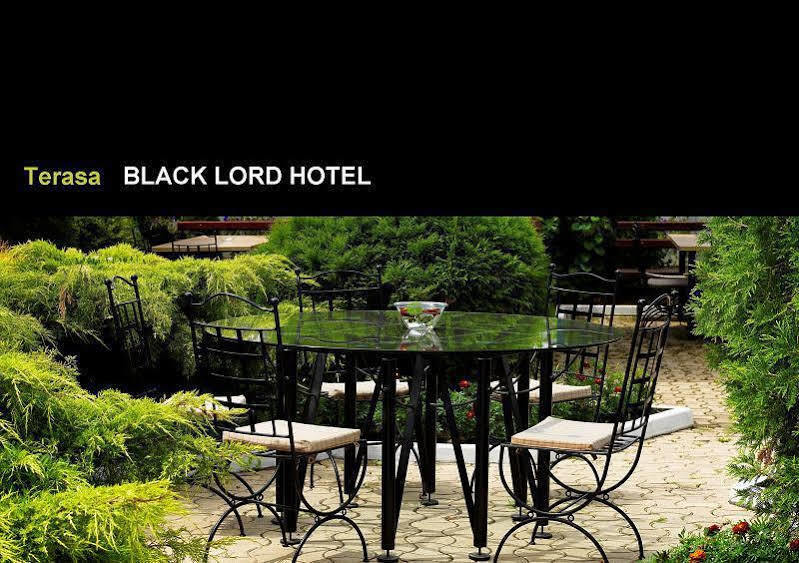 Black Lord Hotel Targu Mures Exterior photo
