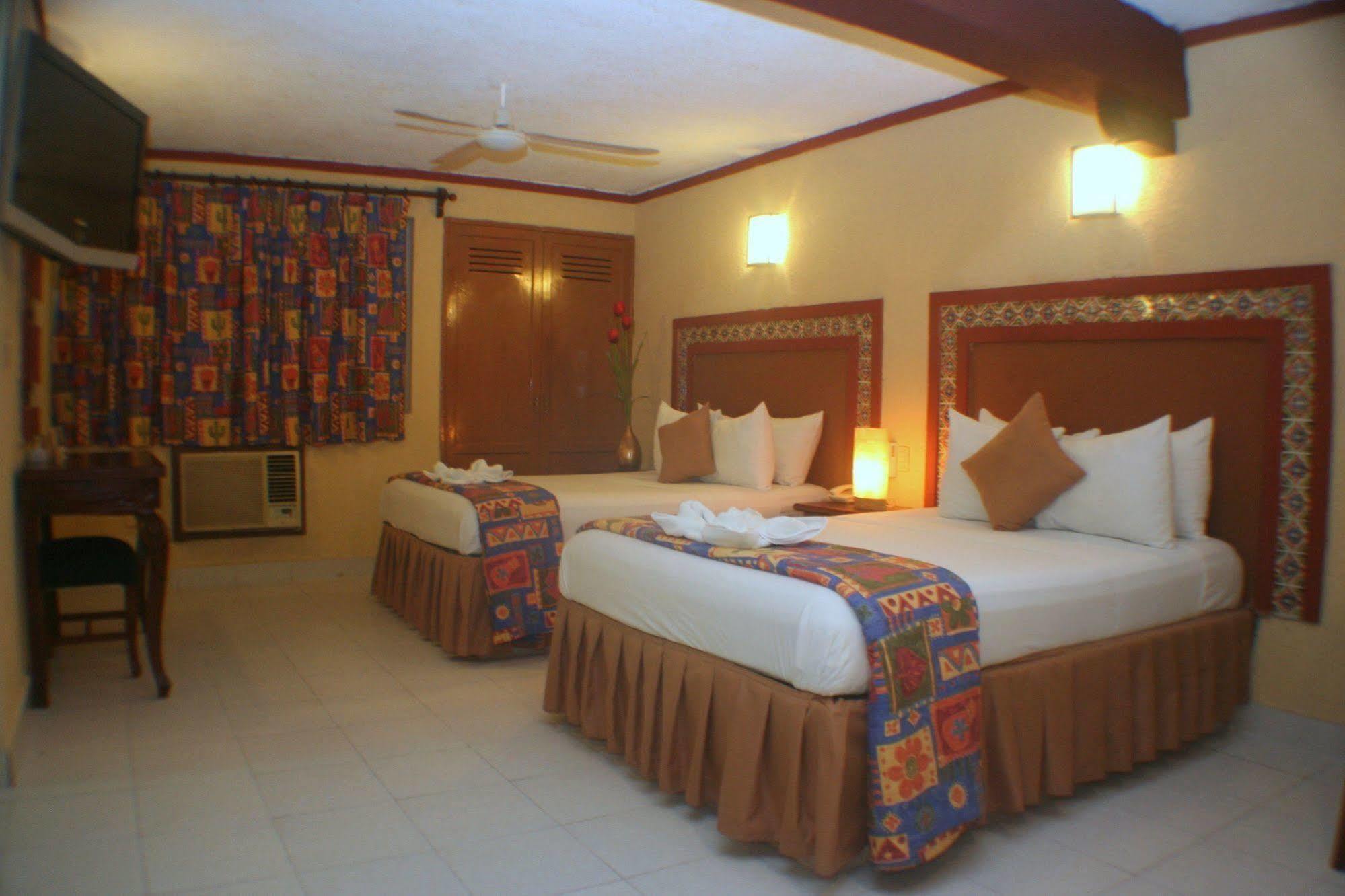 Suites Cancun Center Exterior photo