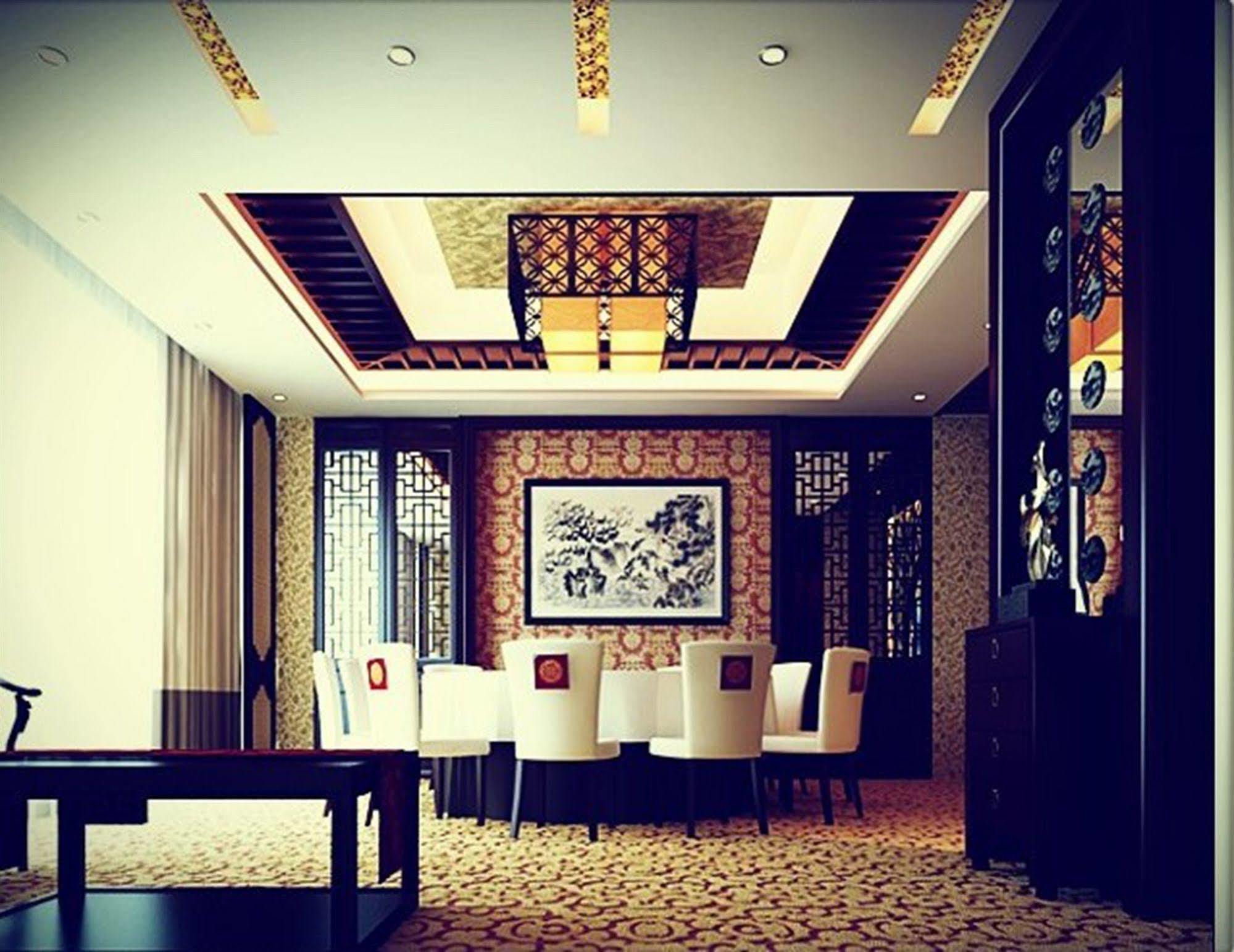 Yiwu Yi He Hotel Exterior photo