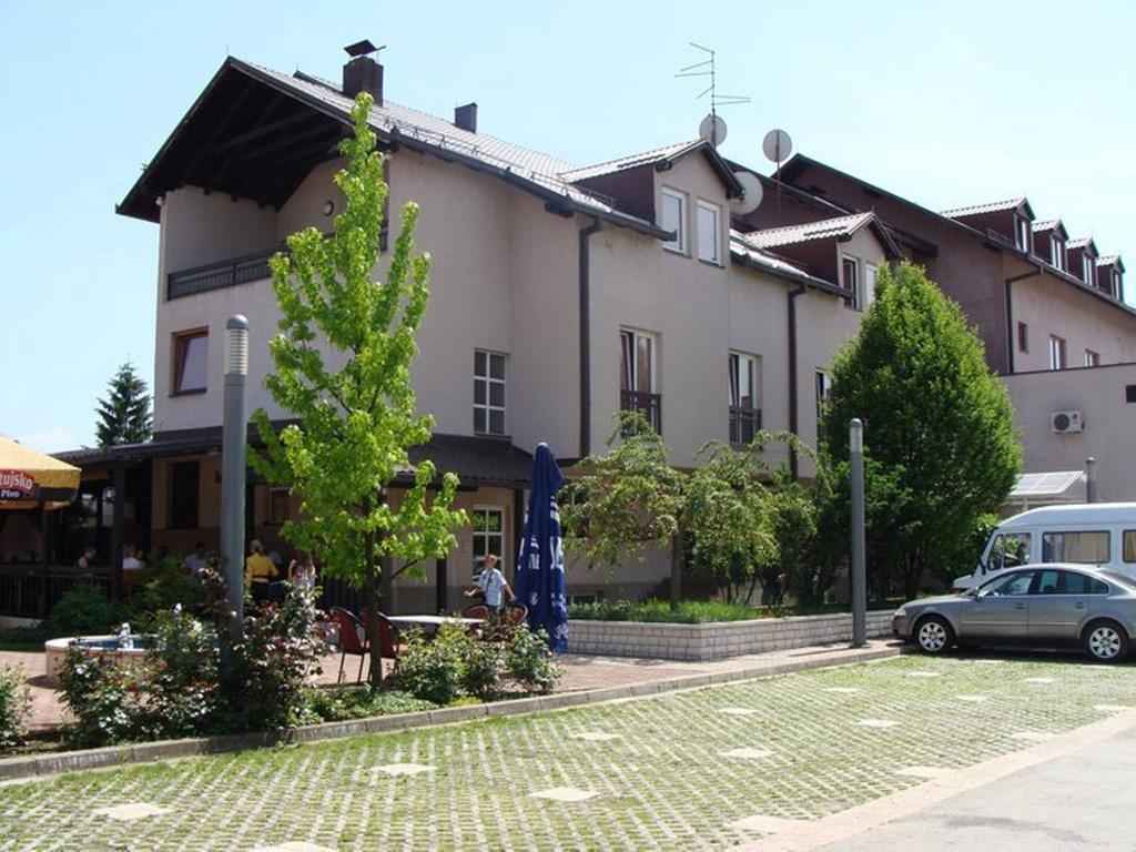 Hotel Delminium Sarajevo Exterior photo