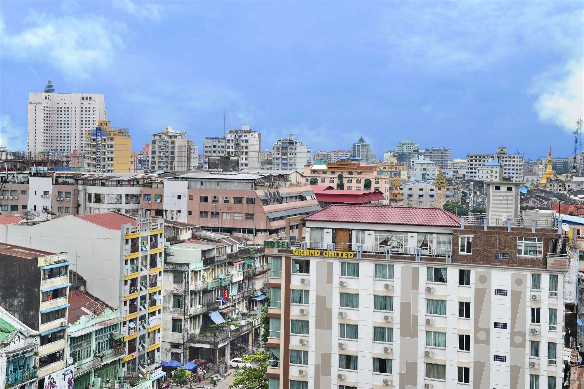 Hotel Grand United - 21St Downtown Yangon Exterior photo