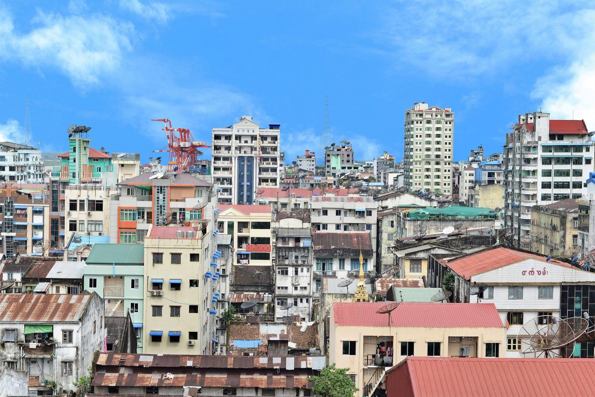 Hotel Grand United - 21St Downtown Yangon Exterior photo