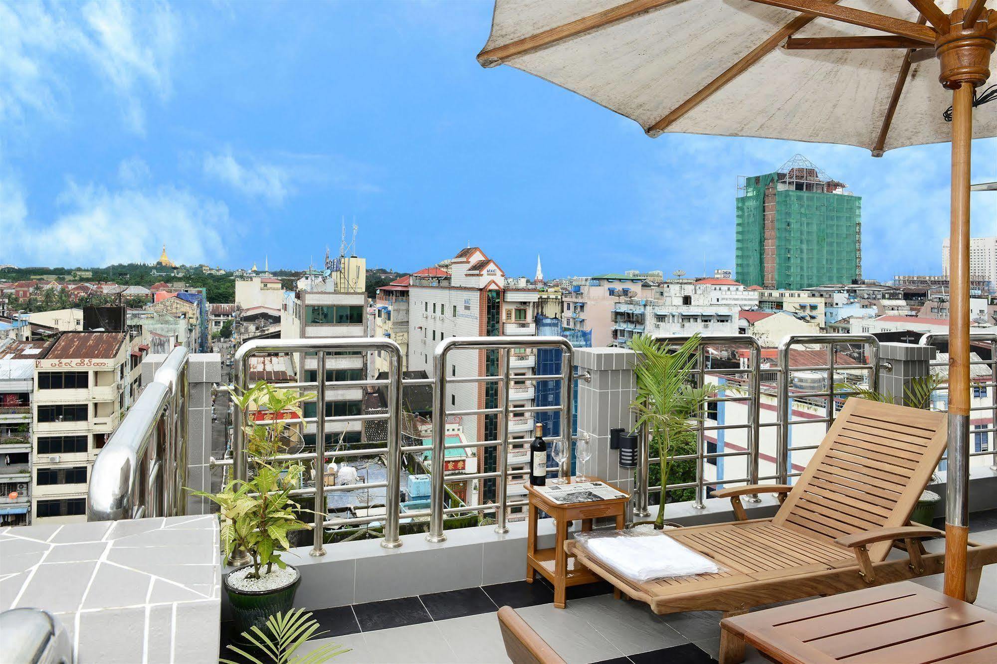 Hotel Grand United - 21St Downtown Yangon Exterior photo