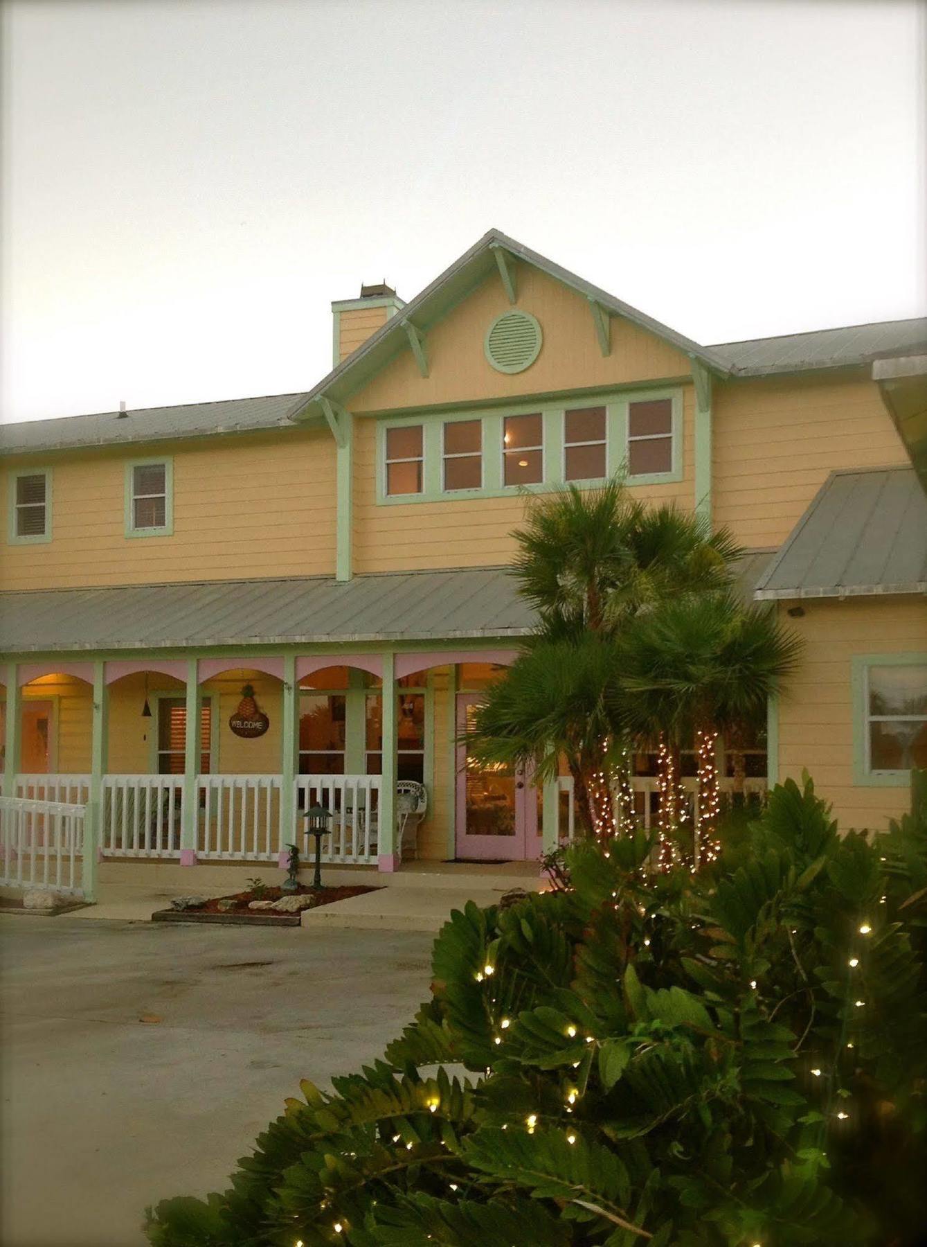 Mellon Patch Inn Port St. Lucie Exterior photo