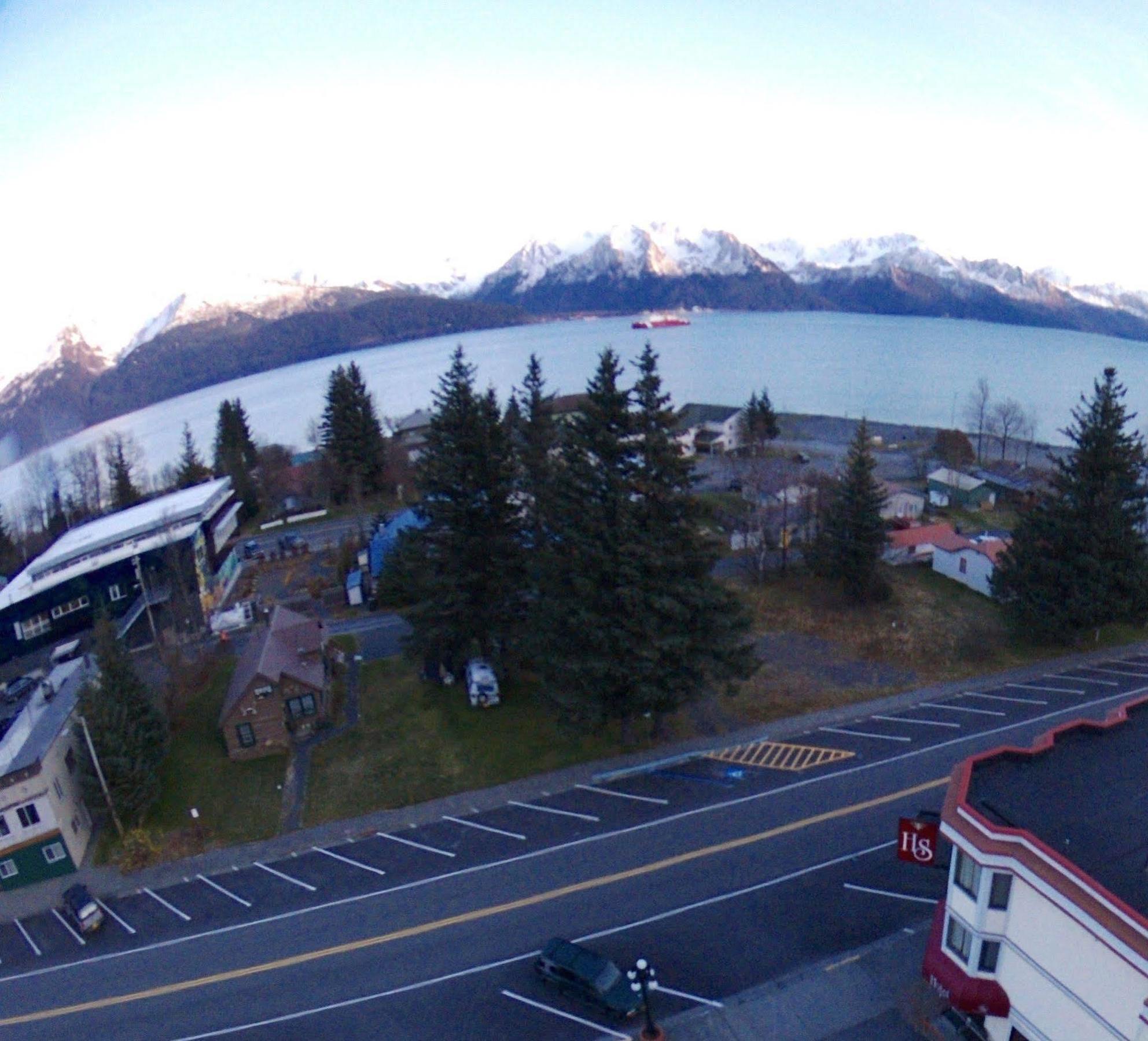 Hotel Seward Exterior photo