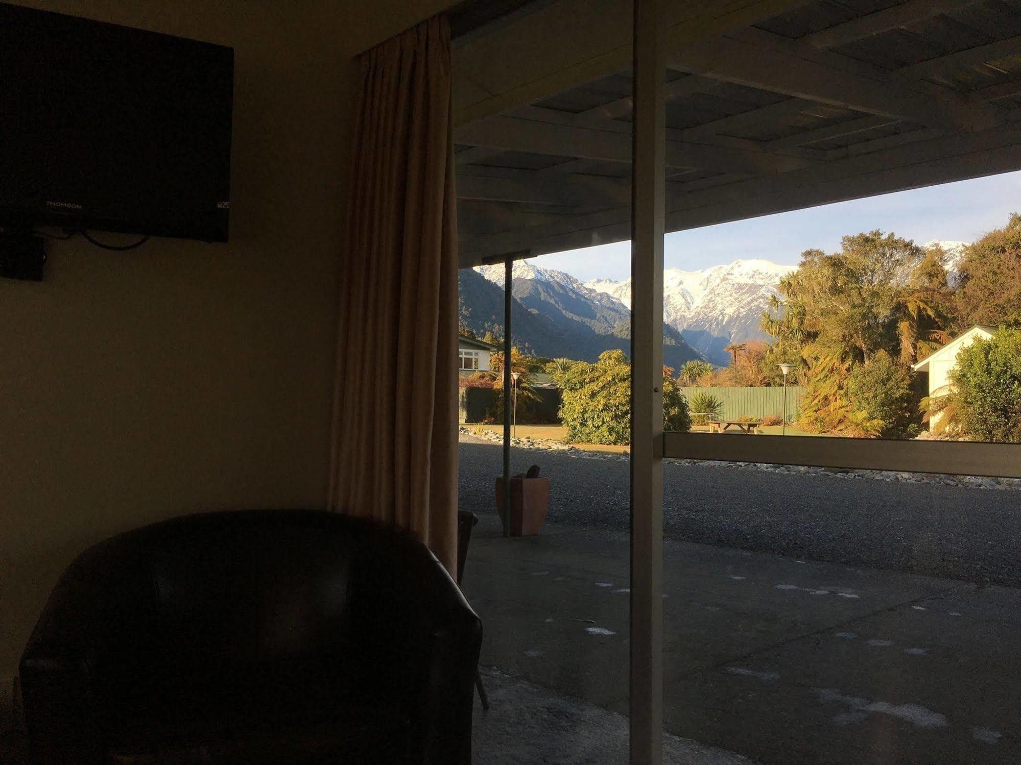 Glacier View Motel - Franz Josef Exterior photo