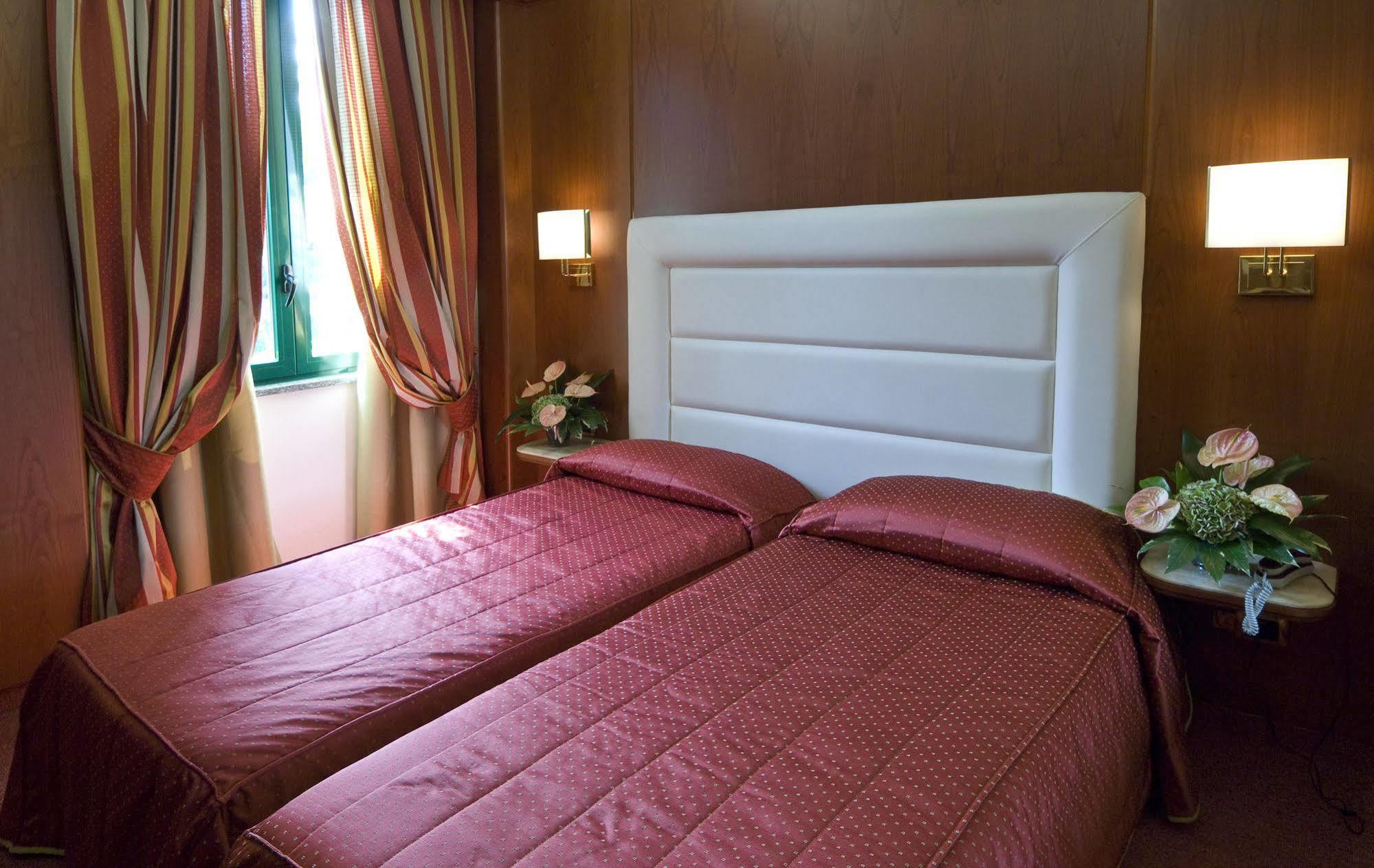 As Hotel Monza Room photo