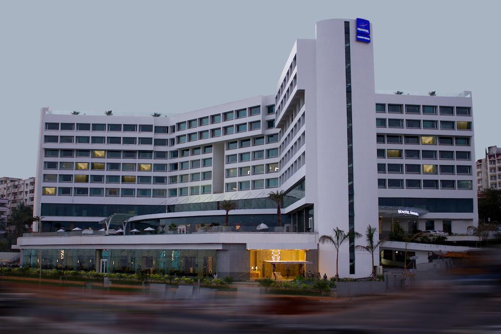 Novotel Visakhapatnam Varun Beach Exterior photo