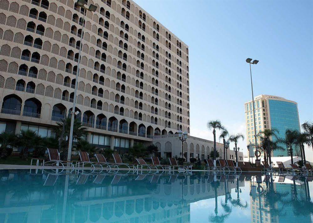 Oasis Hotel Algiers Exterior photo