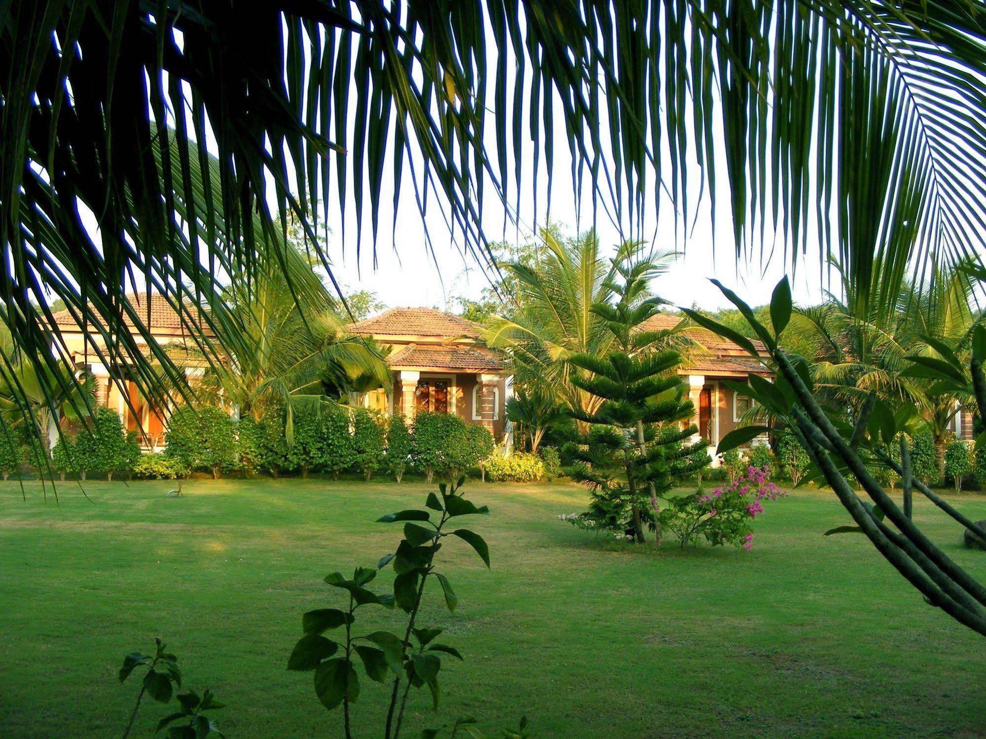 Blue Ocean Resort And Spa Ratnagiri Exterior photo