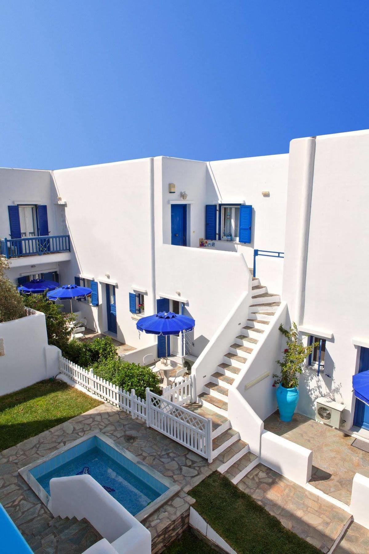 Mata'S Apartments Tinos Exterior photo