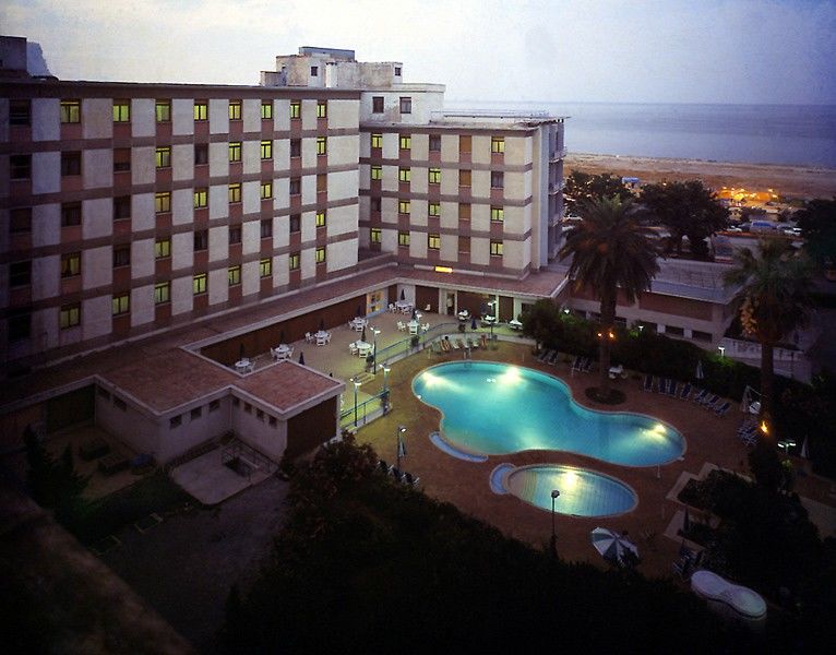Nh Palermo Hotel Exterior photo