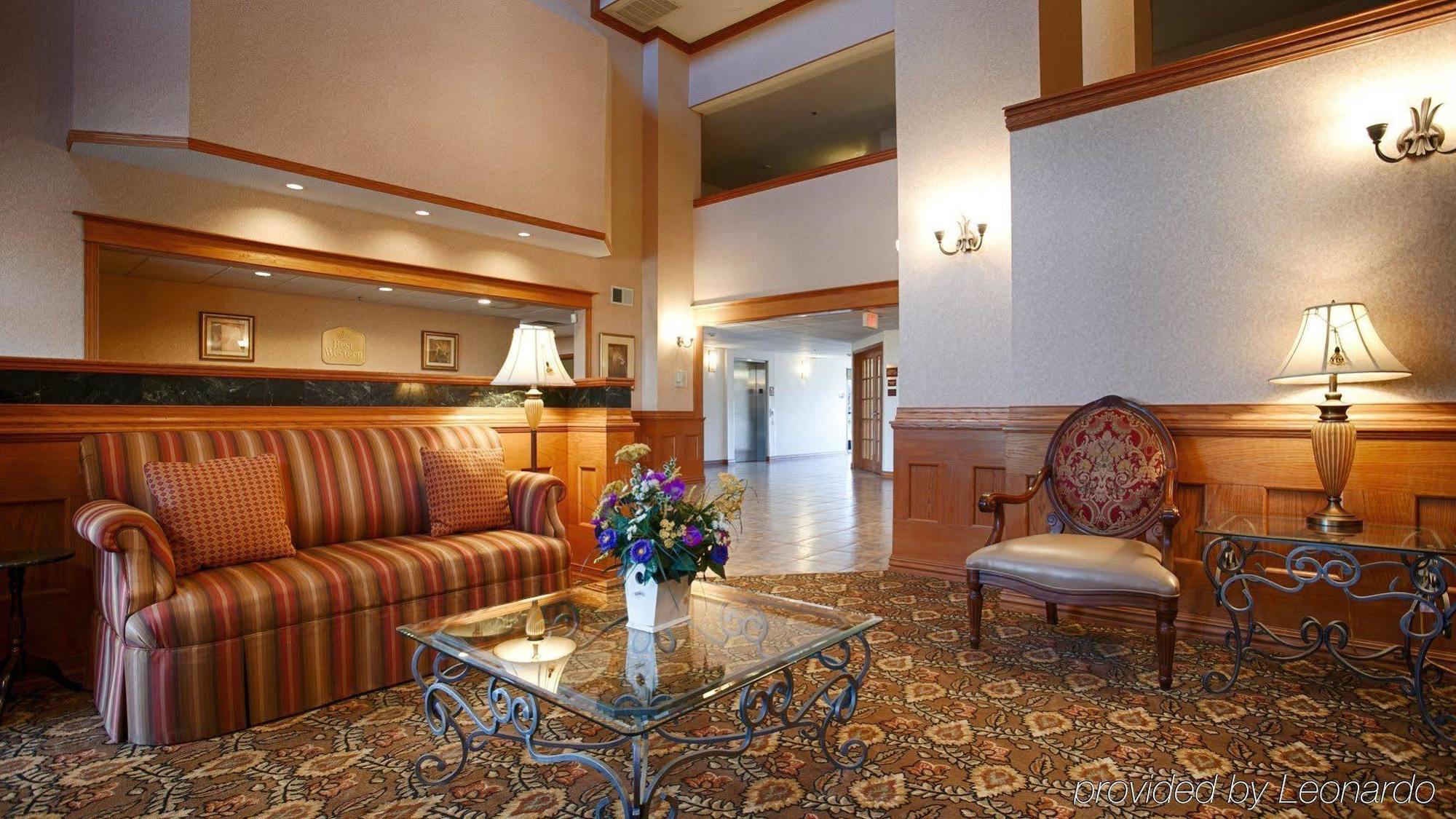 Best Western Locust Grove Inn & Suites Exterior photo