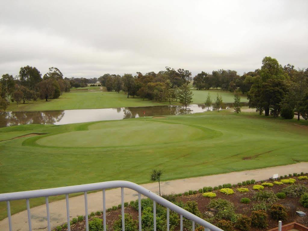 Rich River Golf Club Moama Exterior photo