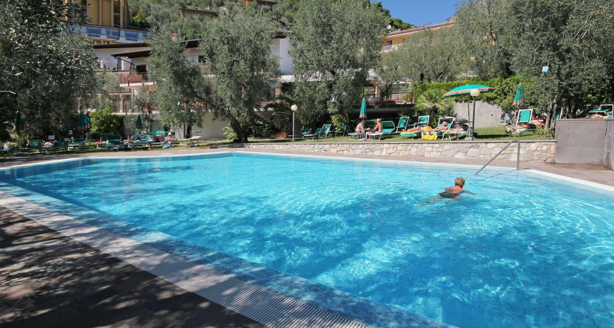 Hotel Coste Limone sul Garda Exterior photo