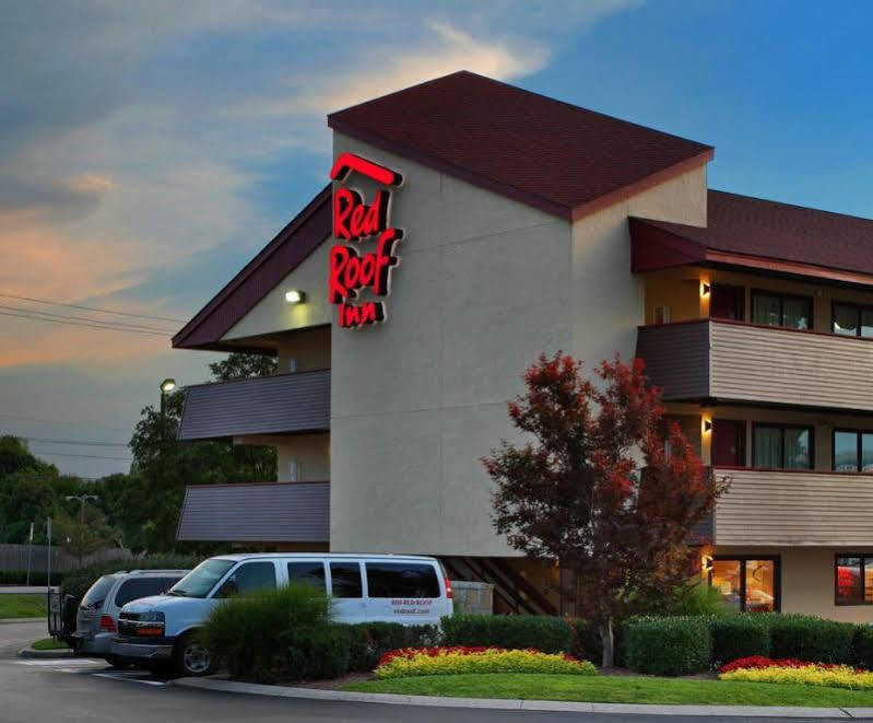 Red Roof Inn Plus+ Nashville Airport Exterior photo