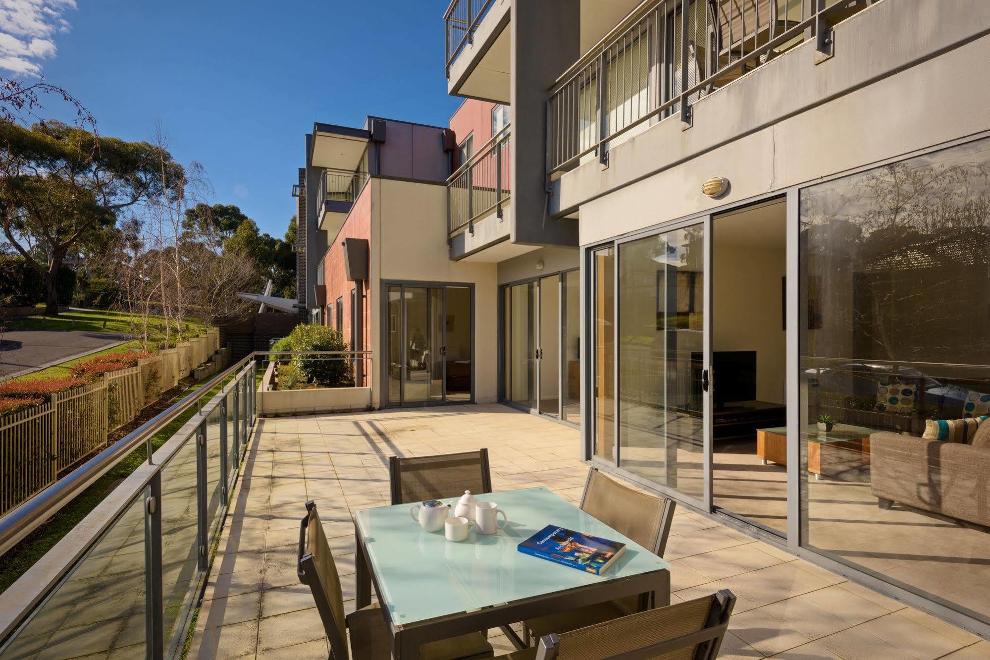 Apartments @ Glen Waverley Melbourne Exterior photo