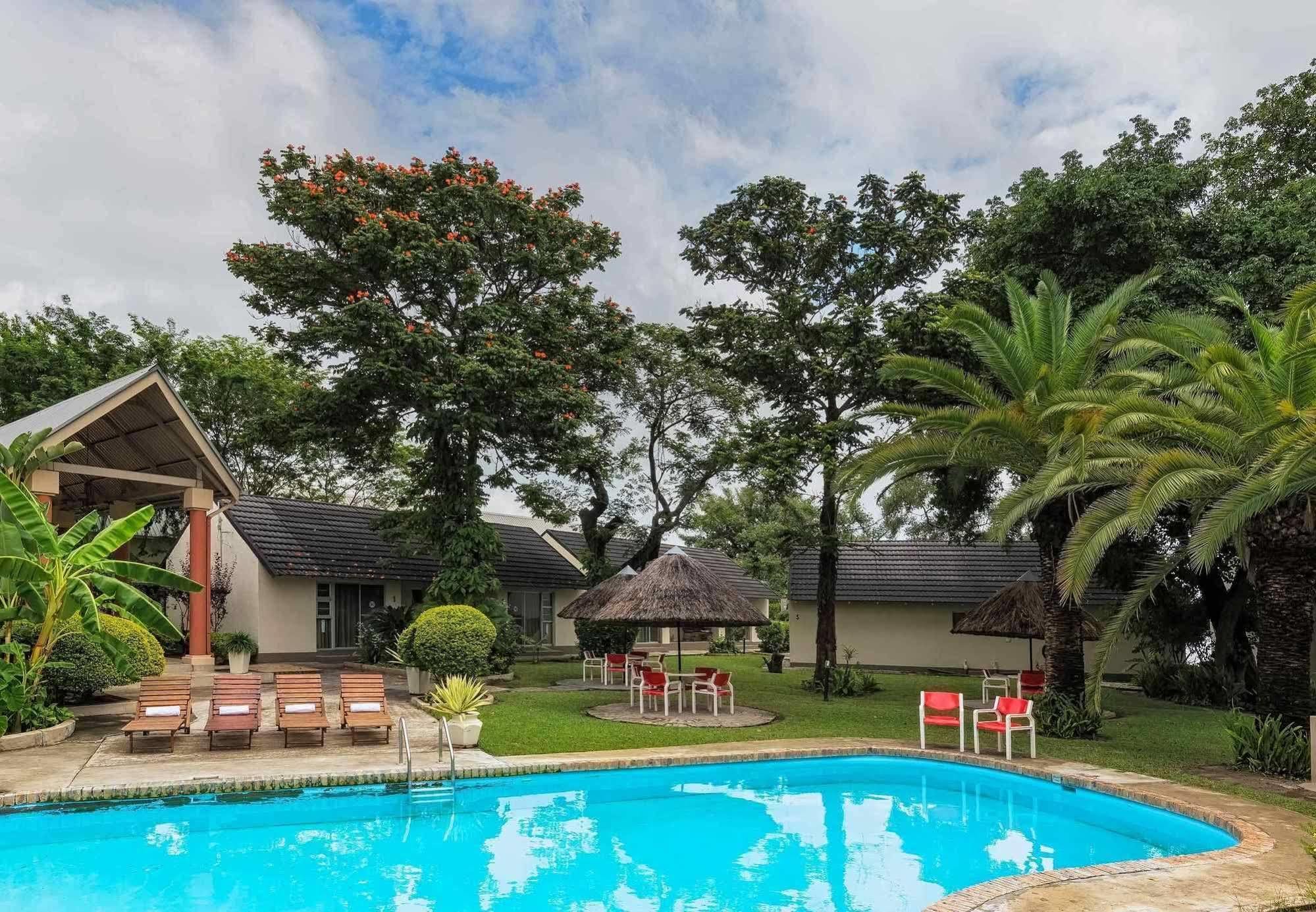 Protea Hotel By Marriott Zambezi River Lodge Katima Mulilo Exterior photo