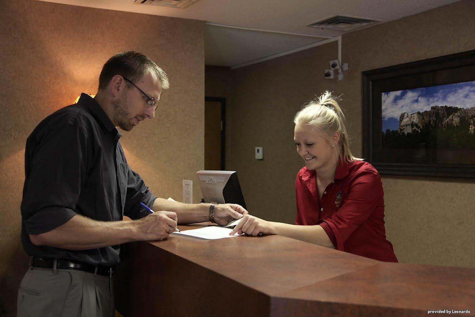 Best Western Black Hills Lodge Spearfish Interior photo