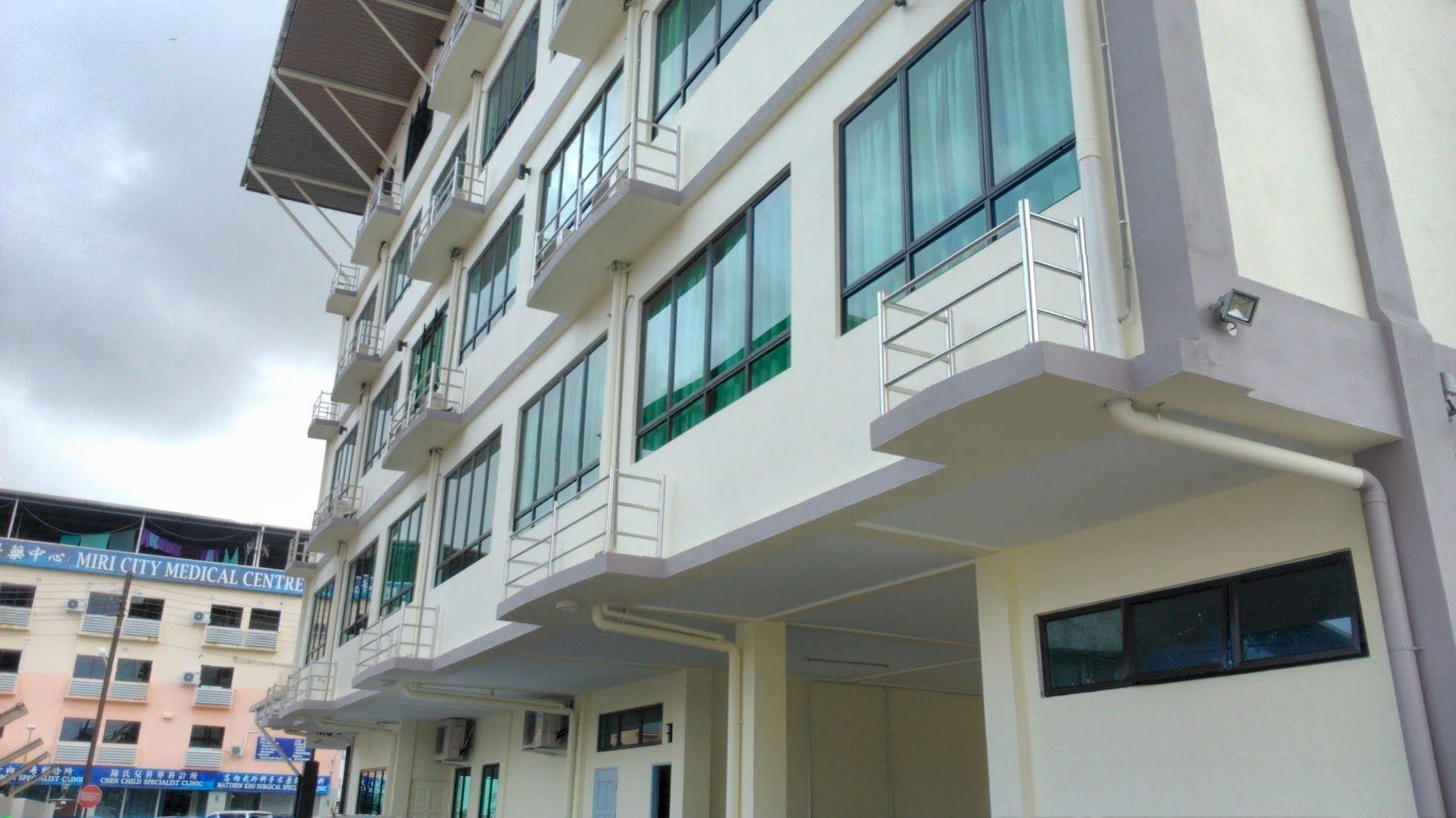 101 Hotel Miri Exterior photo