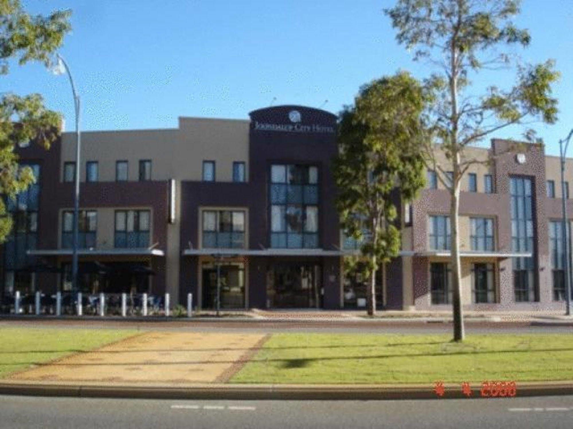 Joondalup City Hotel Perth Exterior photo