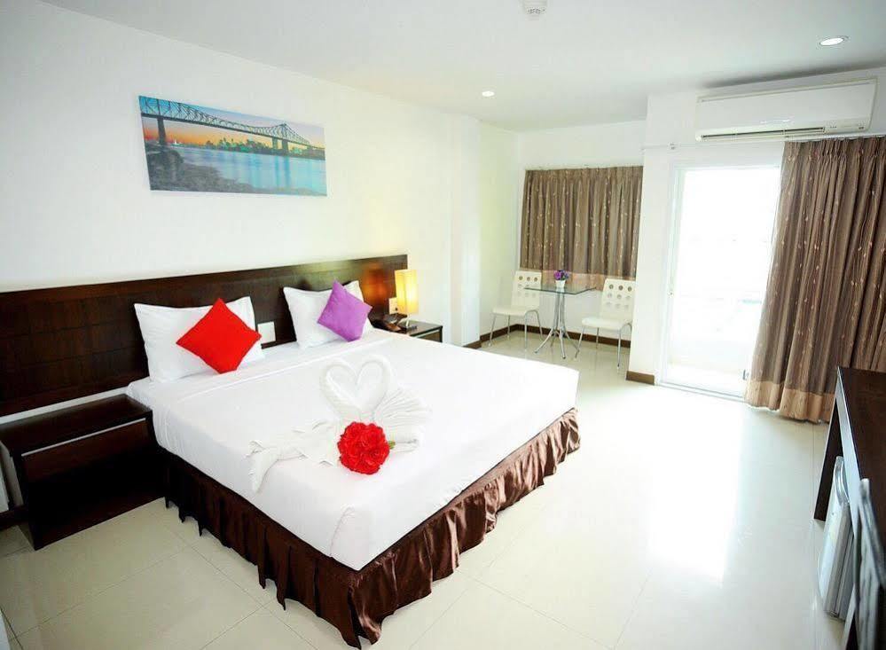 Rhienchai Place Hotel Surat Thani Exterior photo