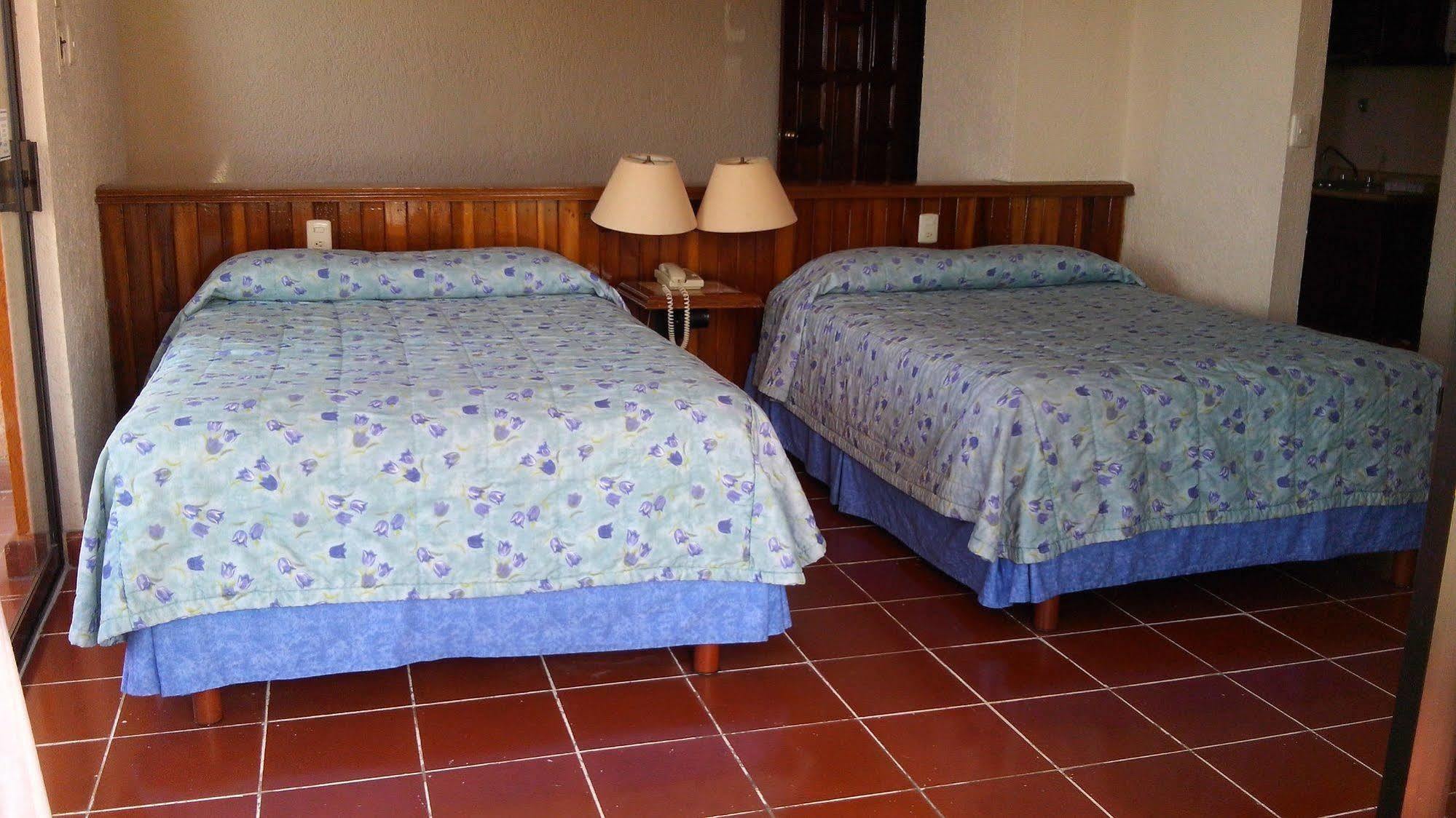 Suites Bahia Cozumel Exterior photo