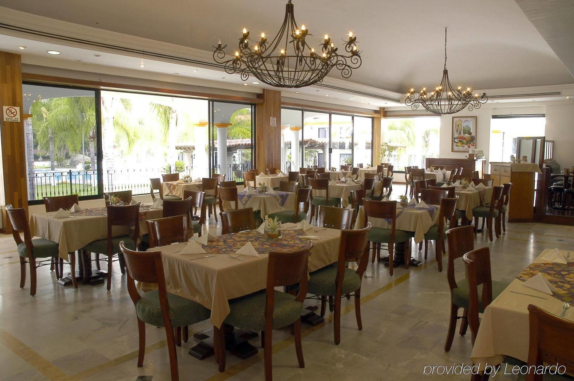 Mision Colima Hotel Restaurant photo
