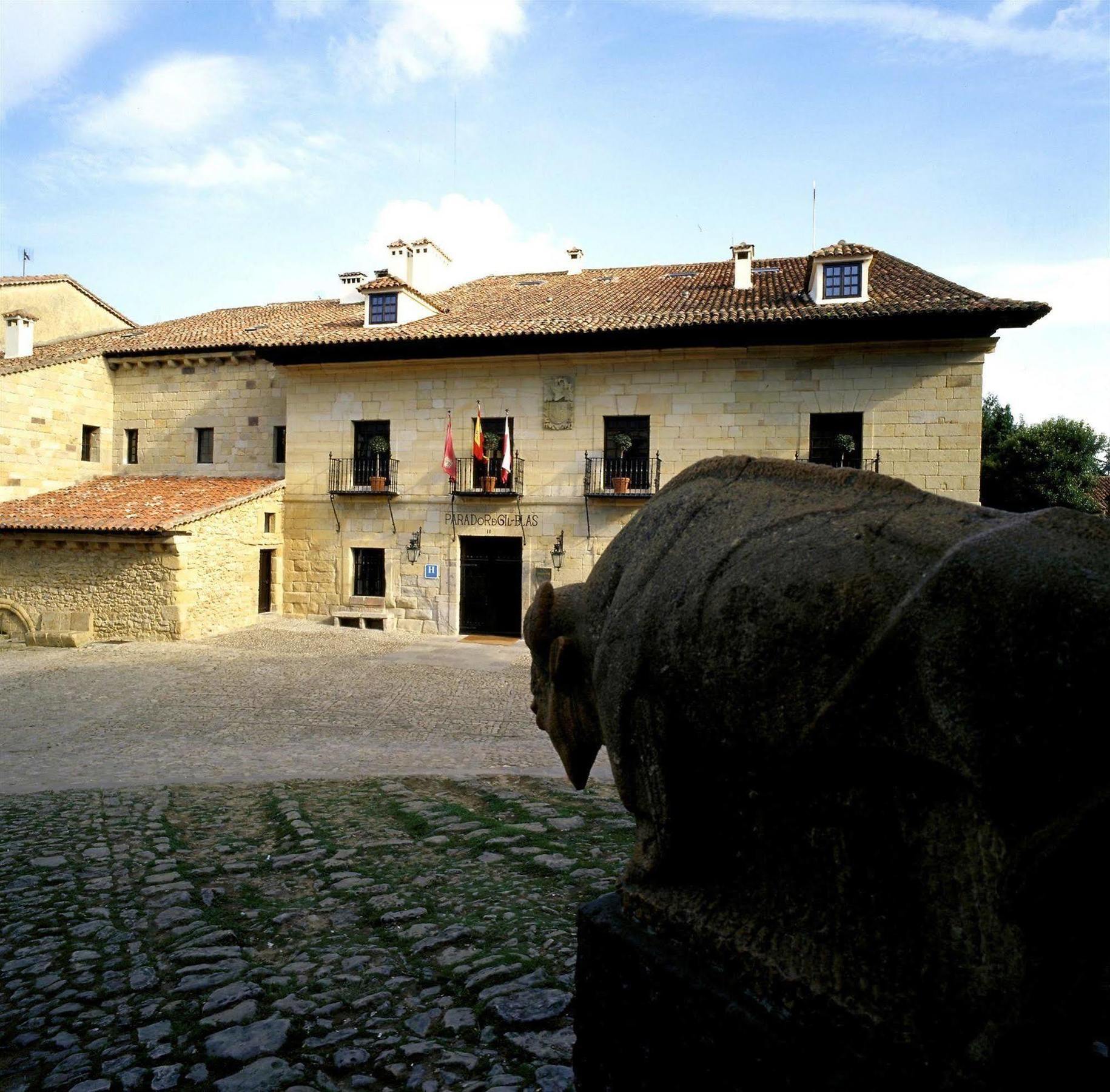 Parador De Santillana Gil Blas Santillana del Mar Exterior photo