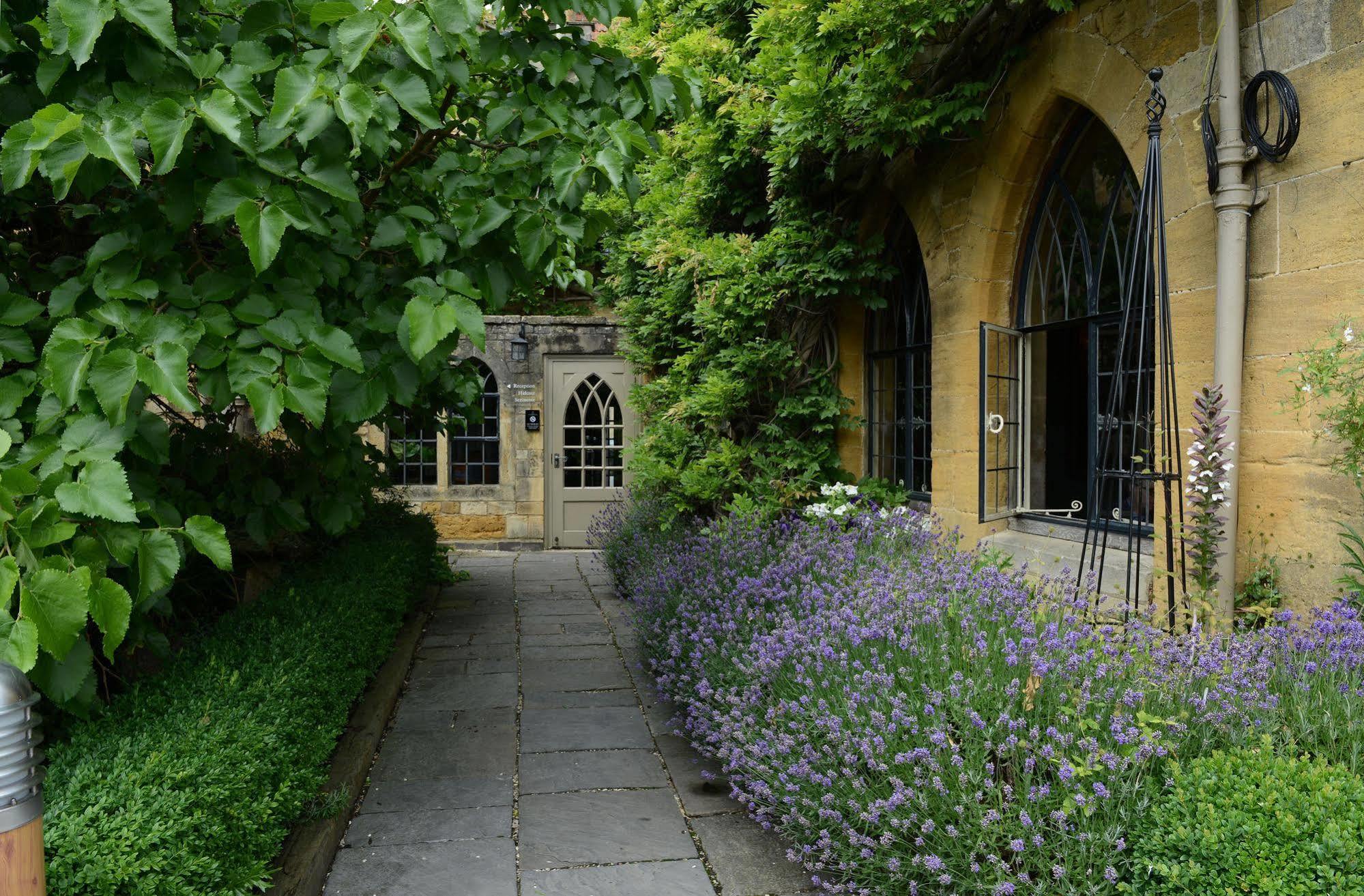 The Manor House Hotel Moreton-in-Marsh Exterior photo