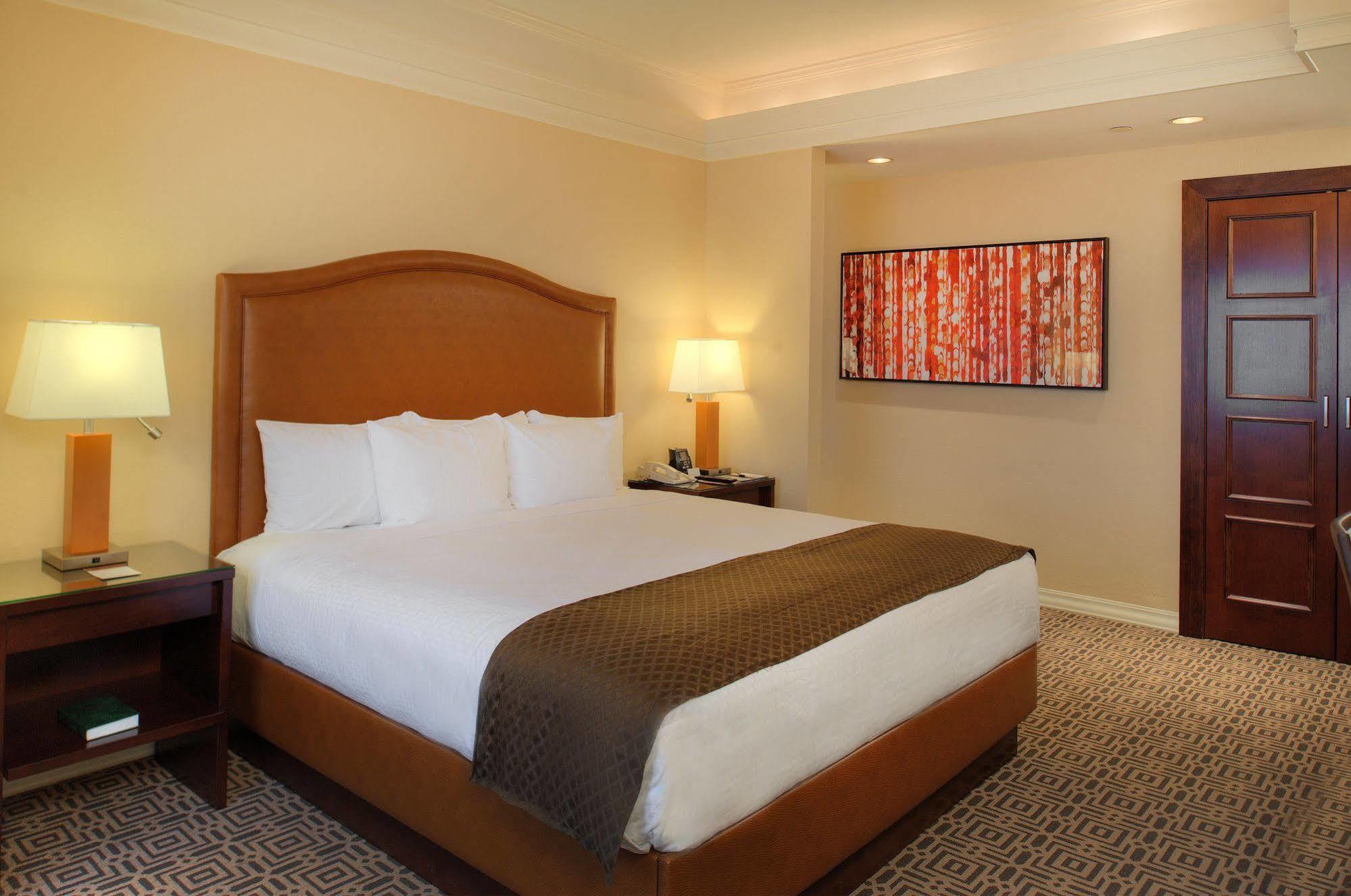 Doubletree By Hilton Hotel St. Louis - Chesterfield Room photo