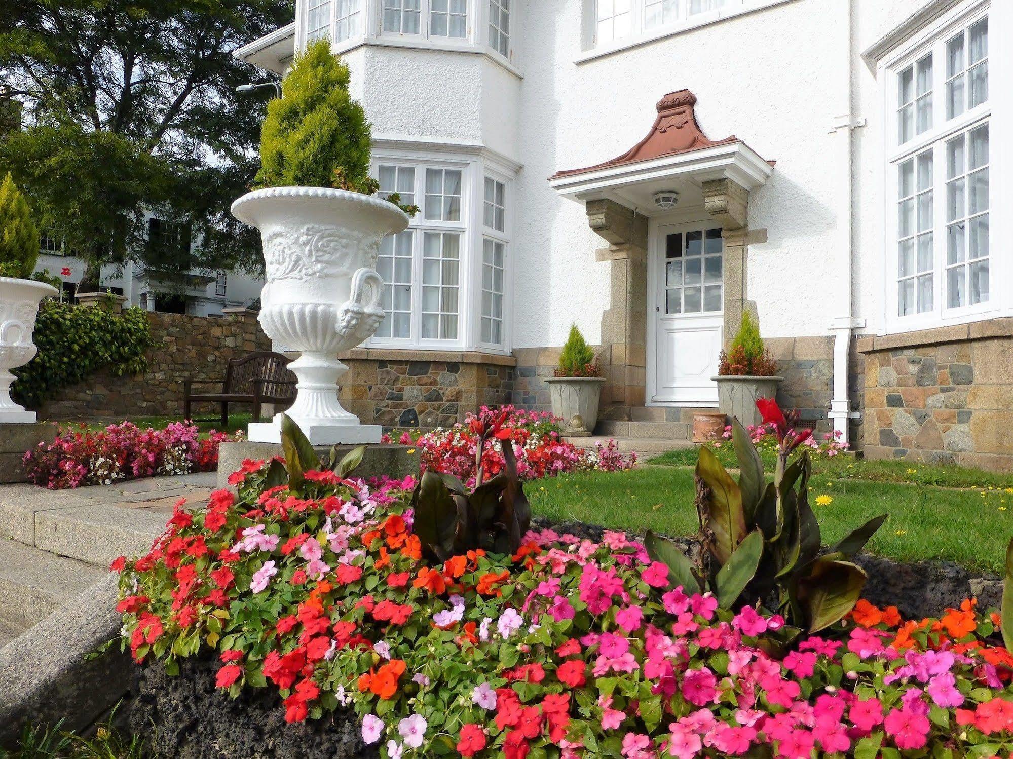 The Norfolk Lodge Hotel Saint Helier Exterior photo