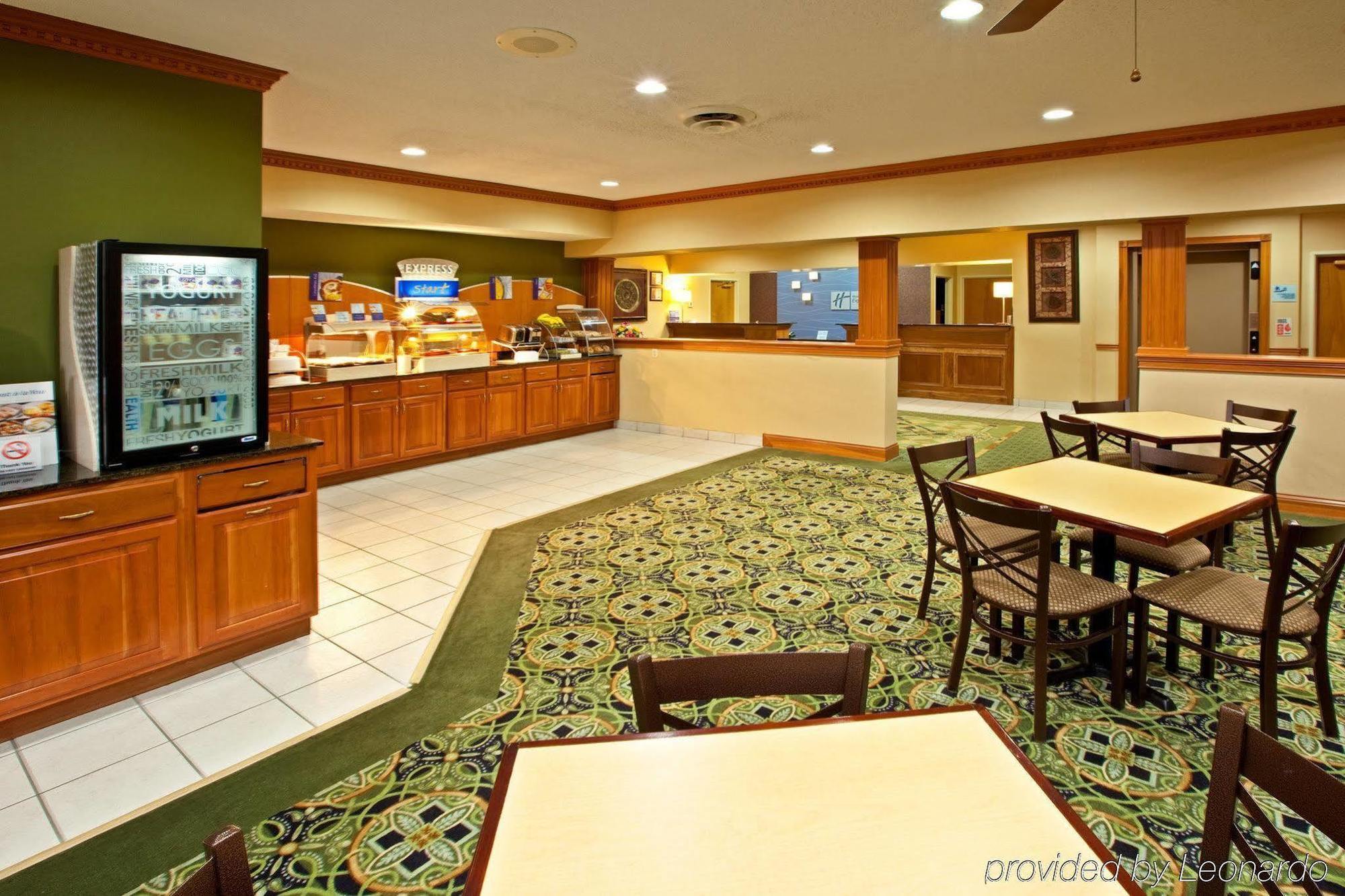 Holiday Inn Express & Suites Harrison, An Ihg Hotel Restaurant photo