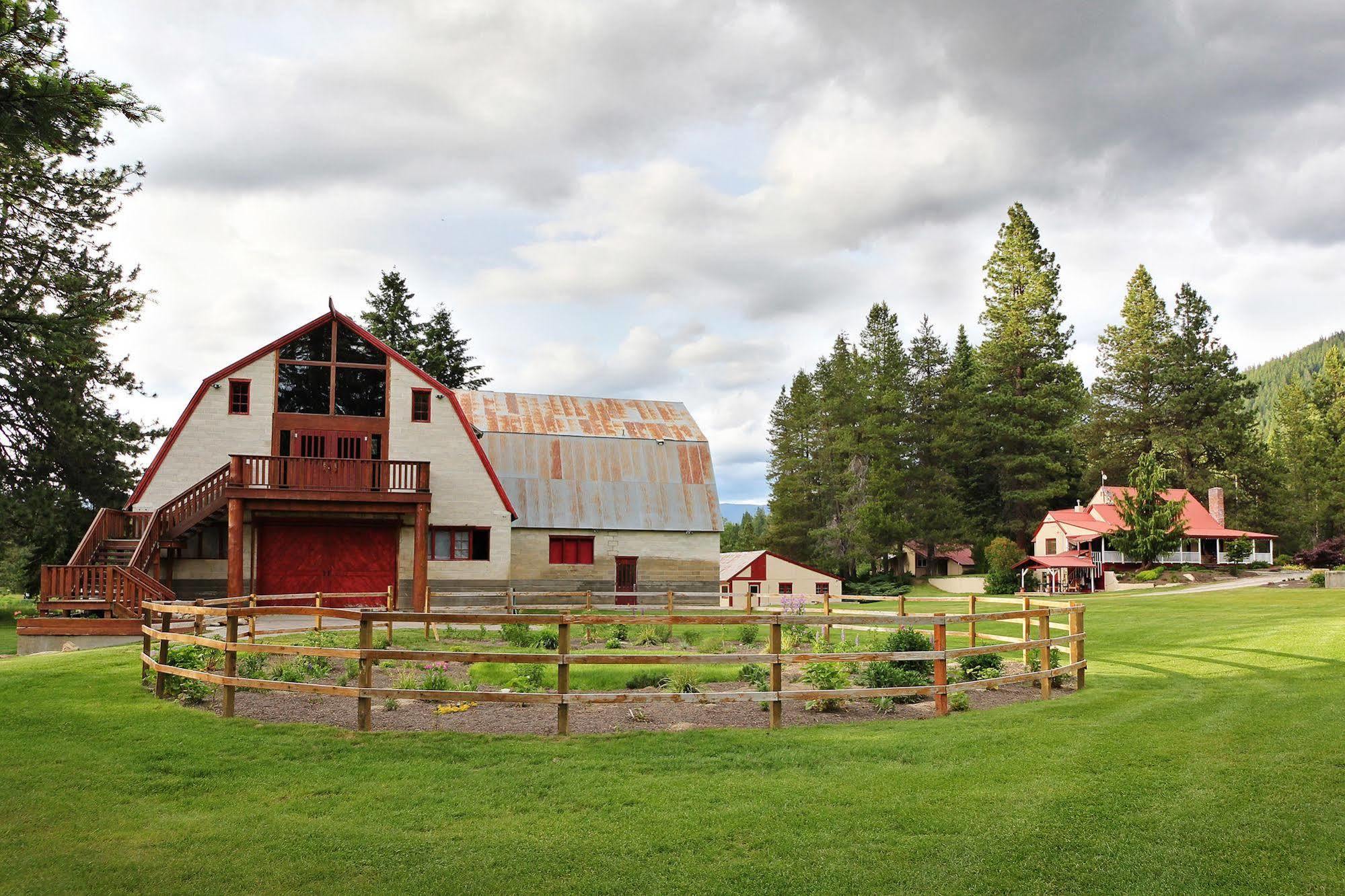 Pine River Ranch B&B Leavenworth Exterior photo