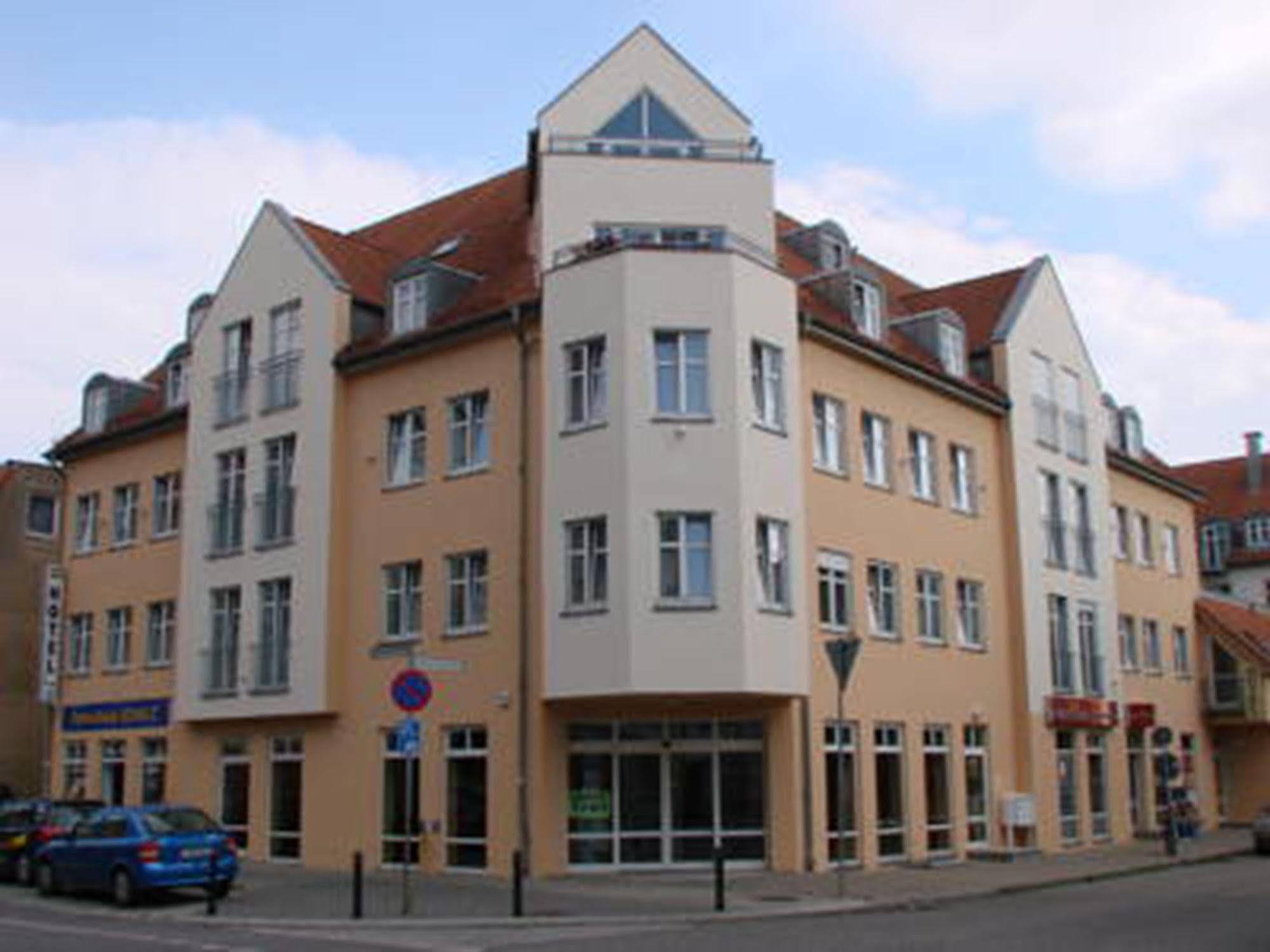 Filmhotel Lili Marleen Potsdam Exterior photo