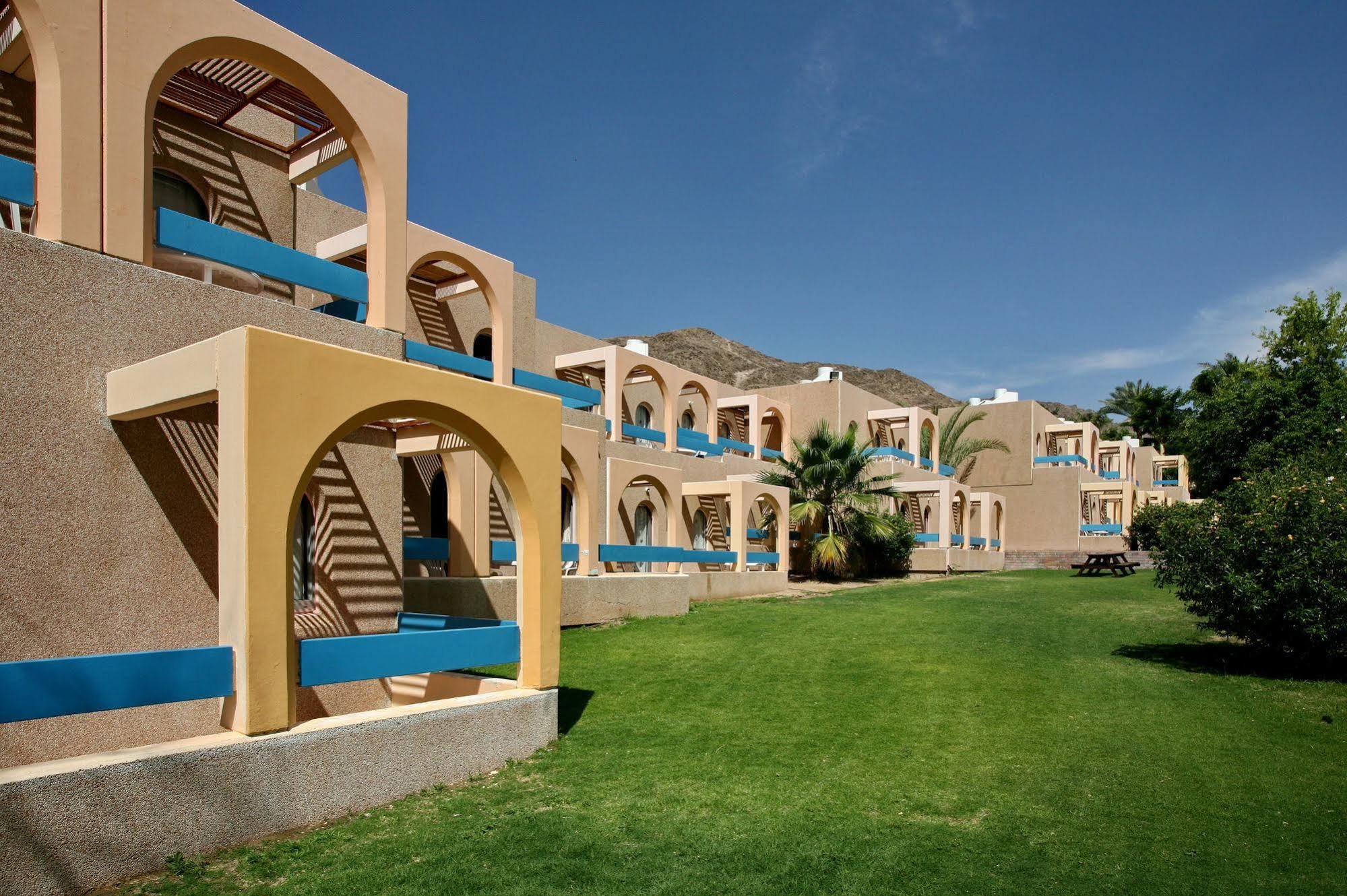 Club In Eilat - Coral Beach Villa Resort Exterior photo