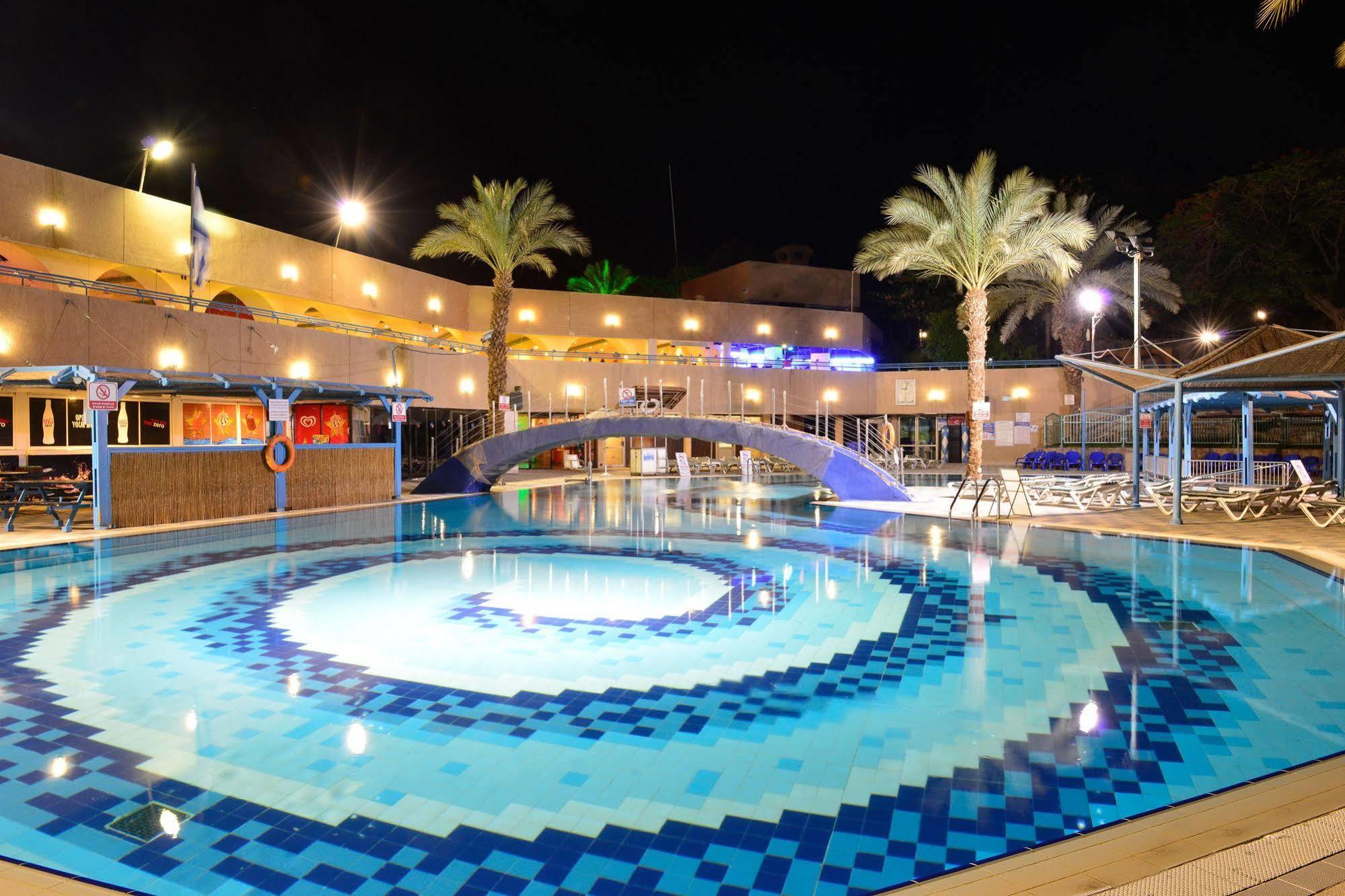 Club In Eilat - Coral Beach Villa Resort Exterior photo